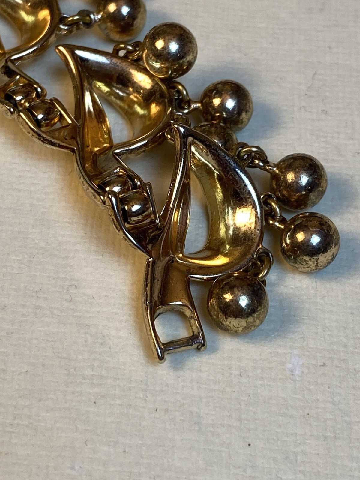 Vintage Alfred Philippe Crown Trifari Gold Tone Fringe Dangle Bracelet