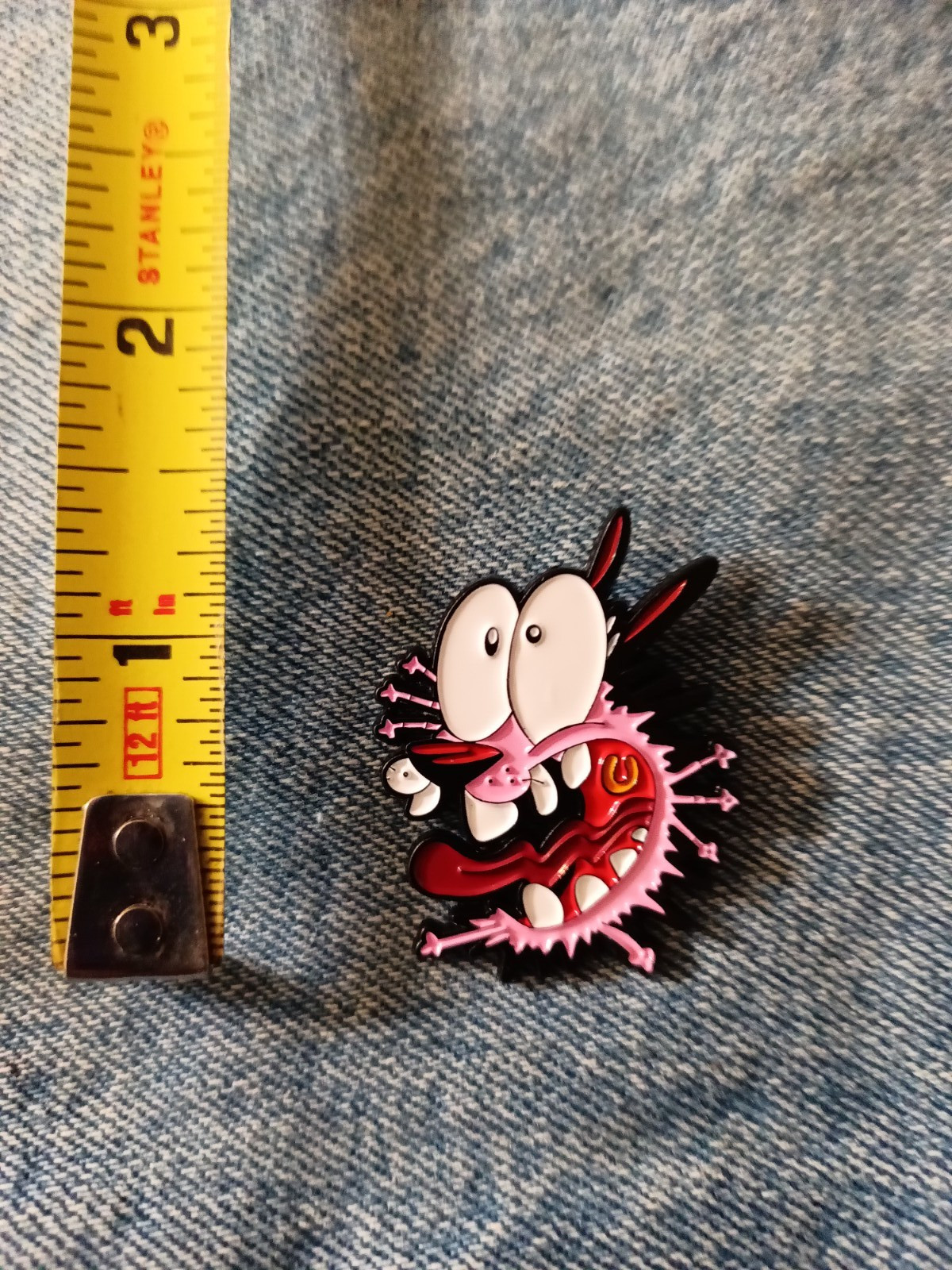 COURAGE THE COWARDLY DOG- ENAMEL PIN-SHIP ALL THE PINS YOU BUY FOR $4.99