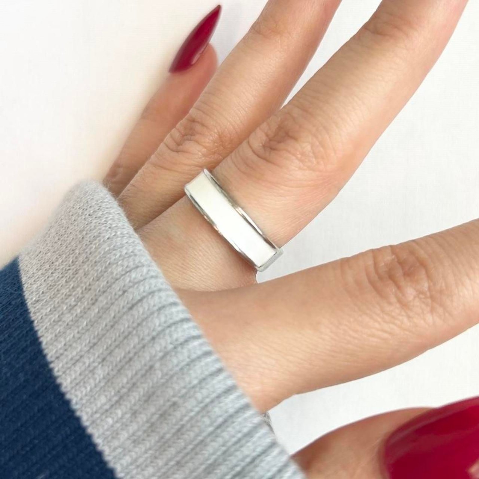 Vintage Inspired Luxury Silver Tone Ring