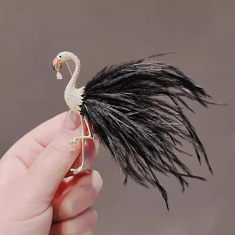 Elegant Women Fashion Feather Flamingo Badges Pin Animal Classic Brooch Jewelry