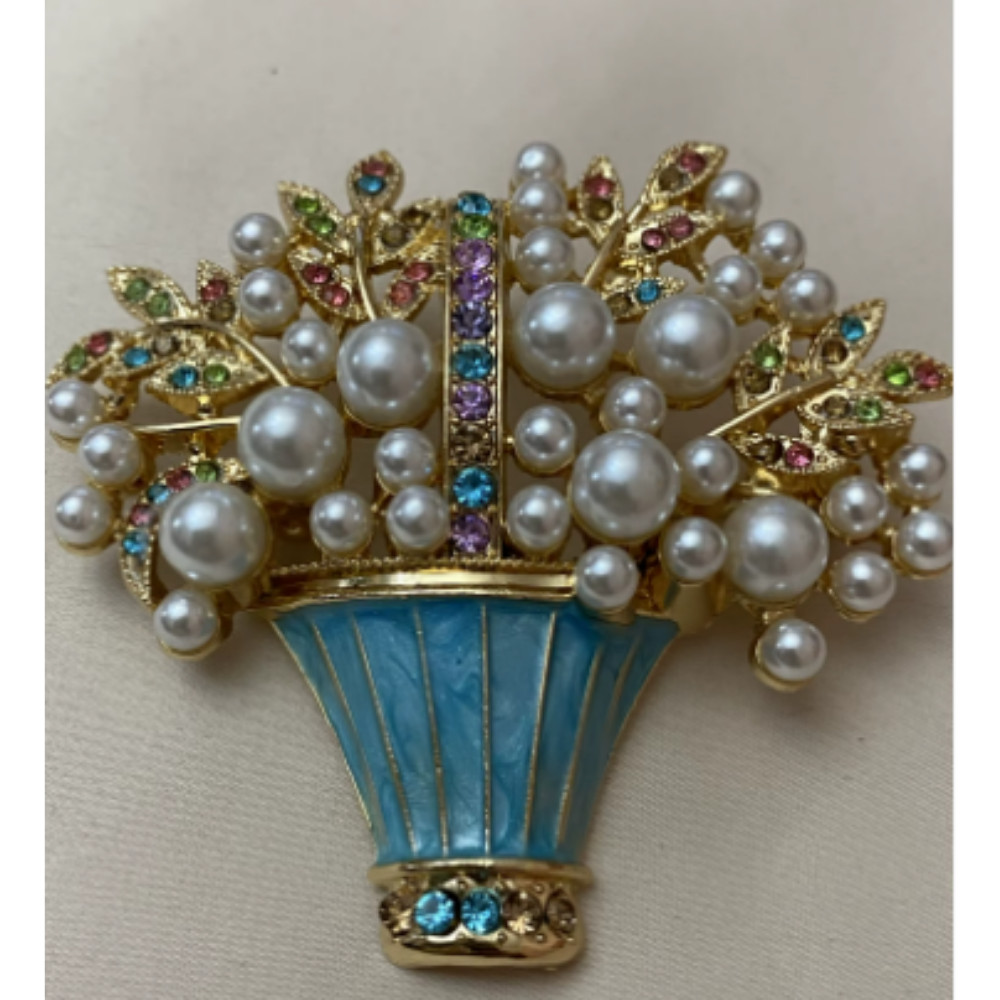 Vintage Easter Spring Flower Basket Brooch Sparkling Rhinestone Pin Jewelry Gift