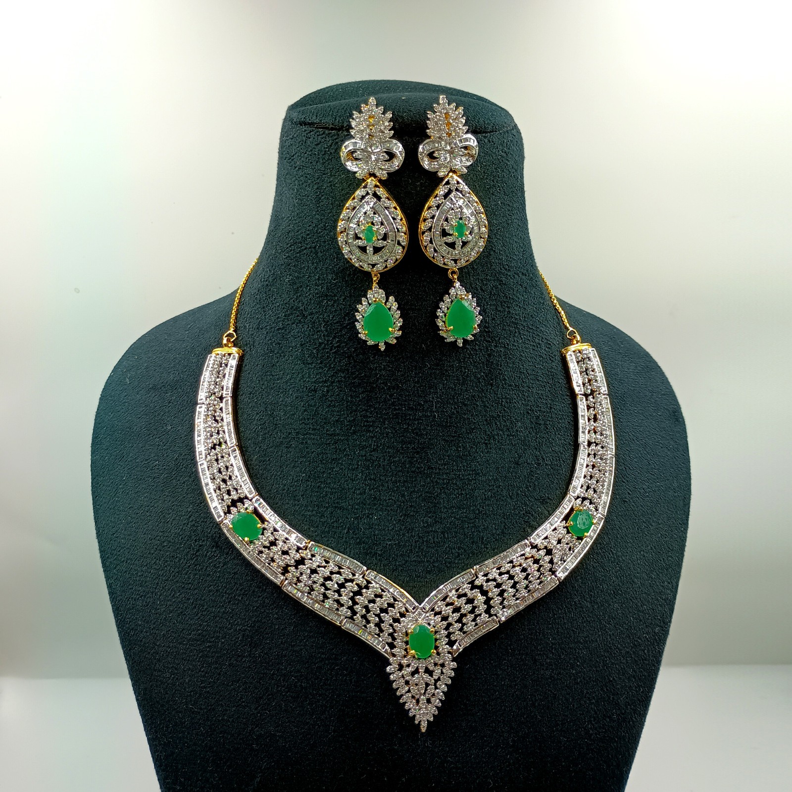 Emerald CZ Diamond Choker Necklace Set 22k Gold Plated South Indian Handmade