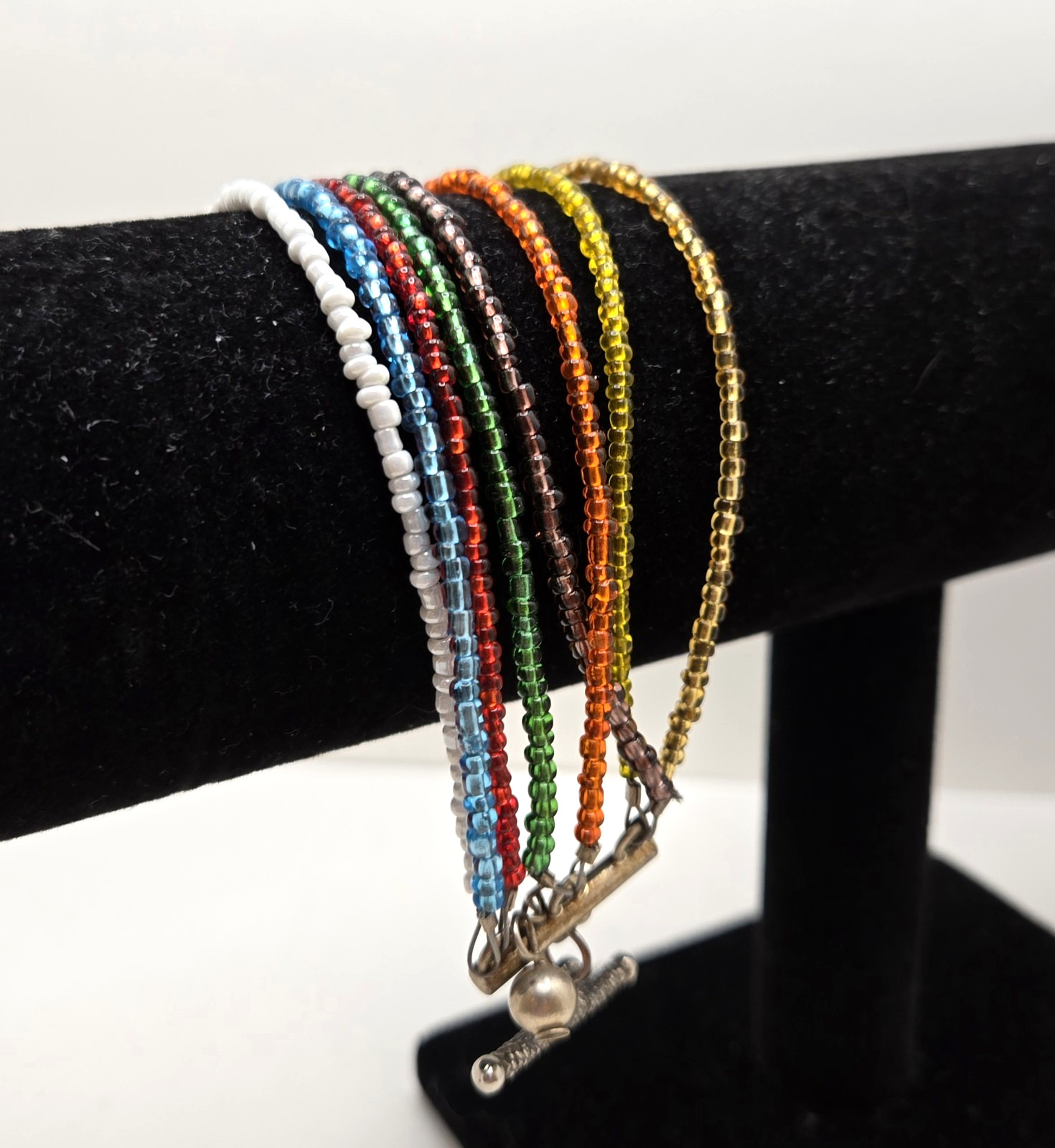 Multi Strand Seed Bead Bracelet, 6.5-7″ Preowned Very Good, Toggle Closure