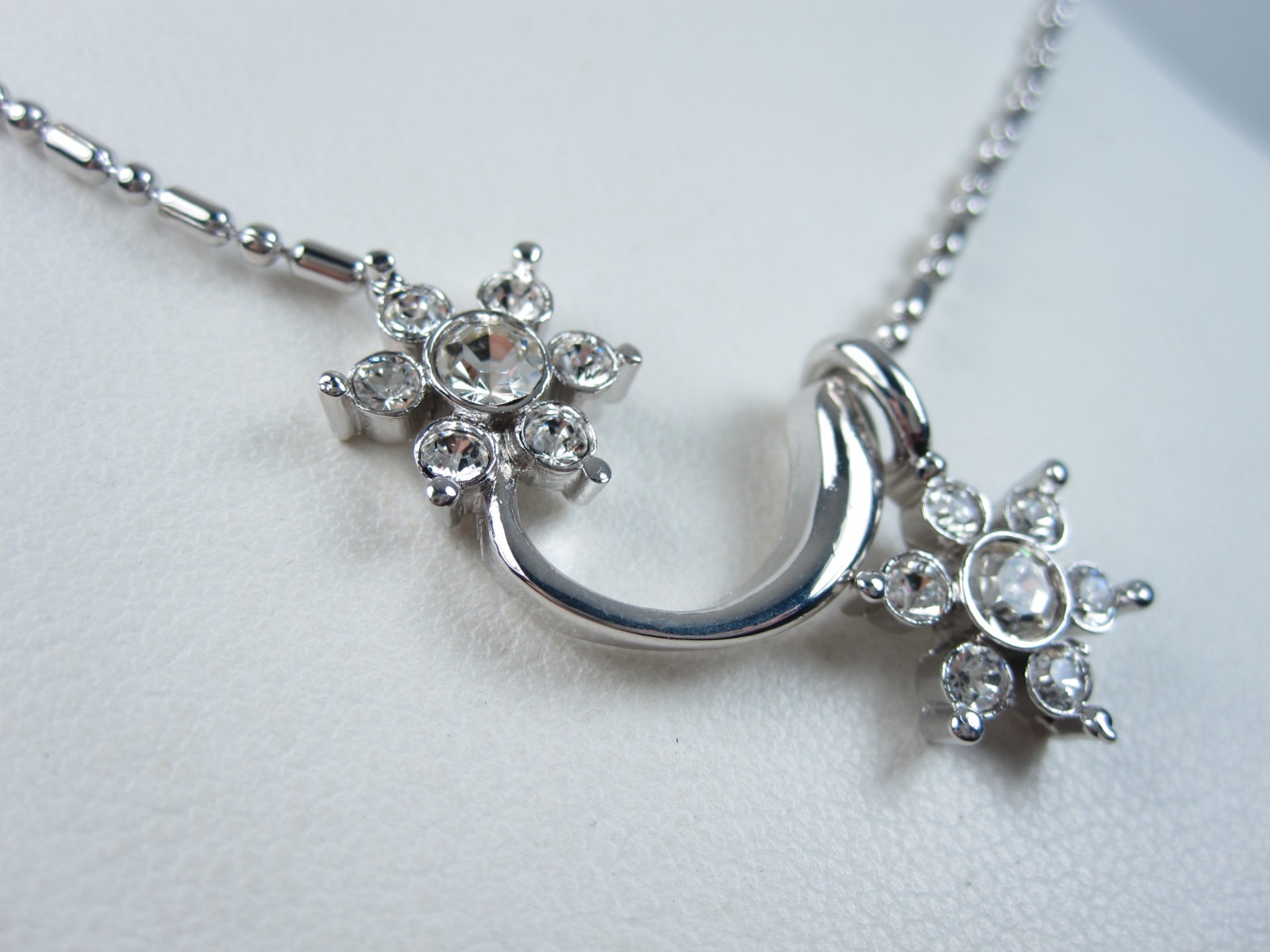 Nina Ricci Rhodium Plated Necklace with Swarovski Crystals 16-18″ – 9556
