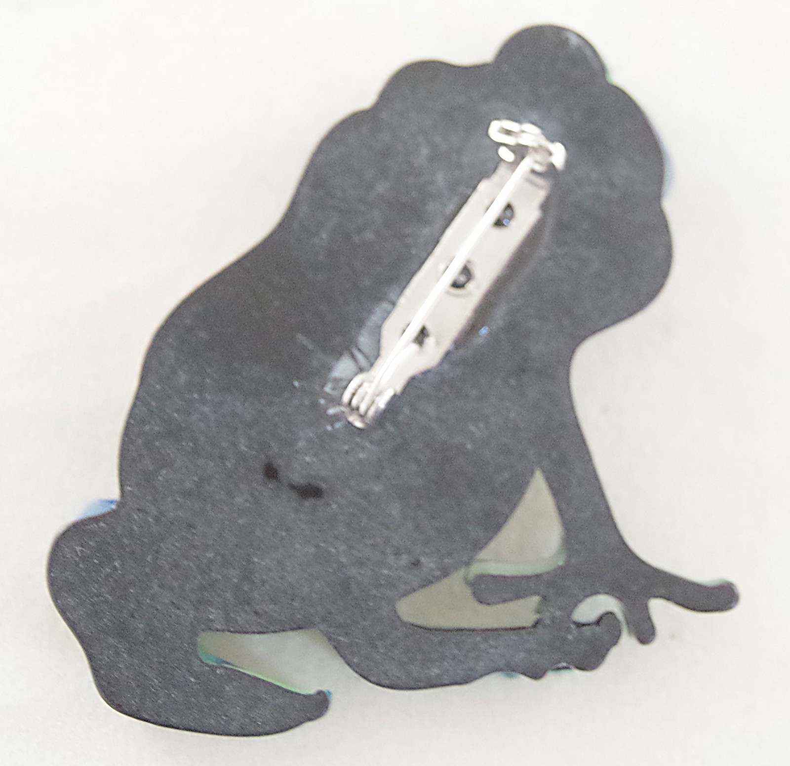 2.25″ NWOT DESIGNER STYLE BEAUTIFUL RAINFOREST FROG LAYERED ACRYLIC BROOCH PIN