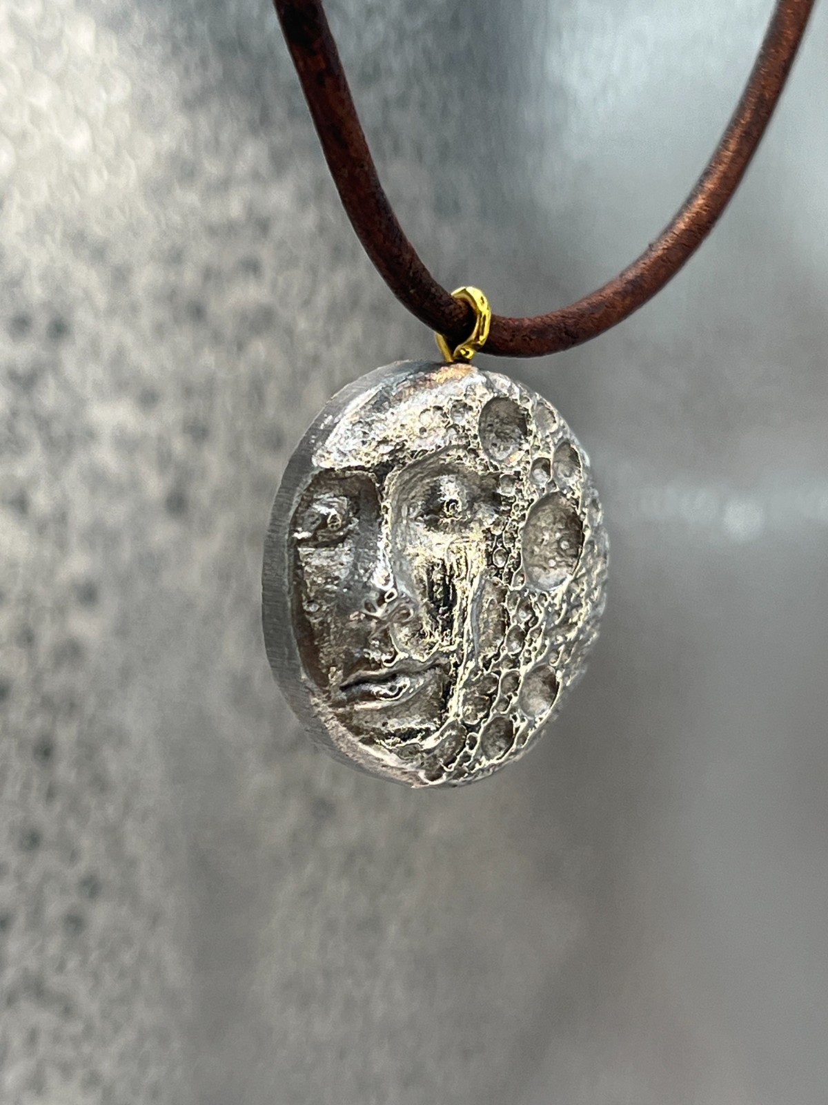 Metal Casted Moon Face Necklace Design