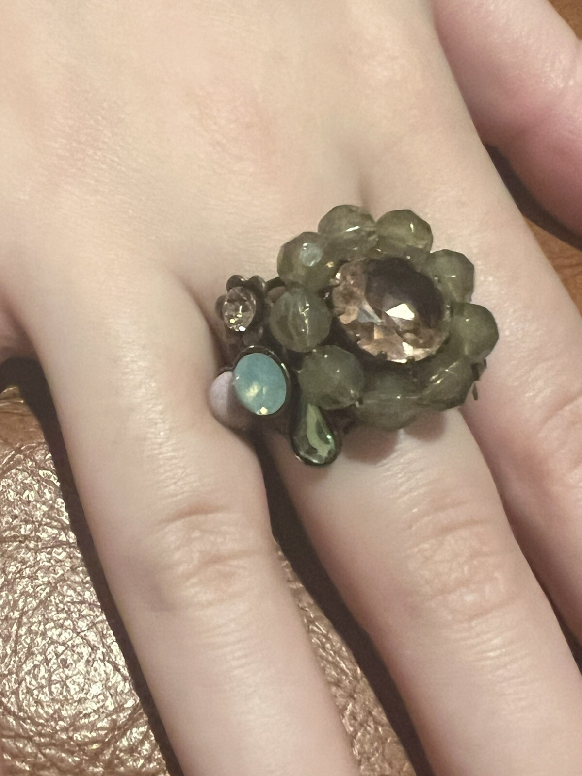 Elizabetta Ricciardi Adjustable Crystal Ring. NWT. Green & Brown Flower