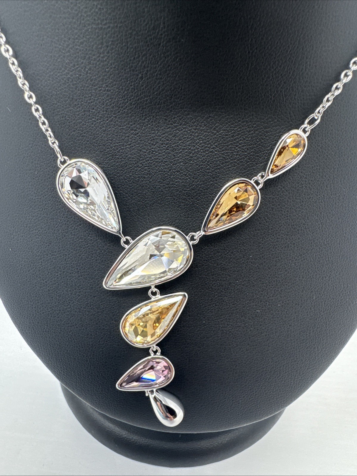 Brand New Touchstone Crystal by Swarovski – Crystal Necklace Sands Of Time