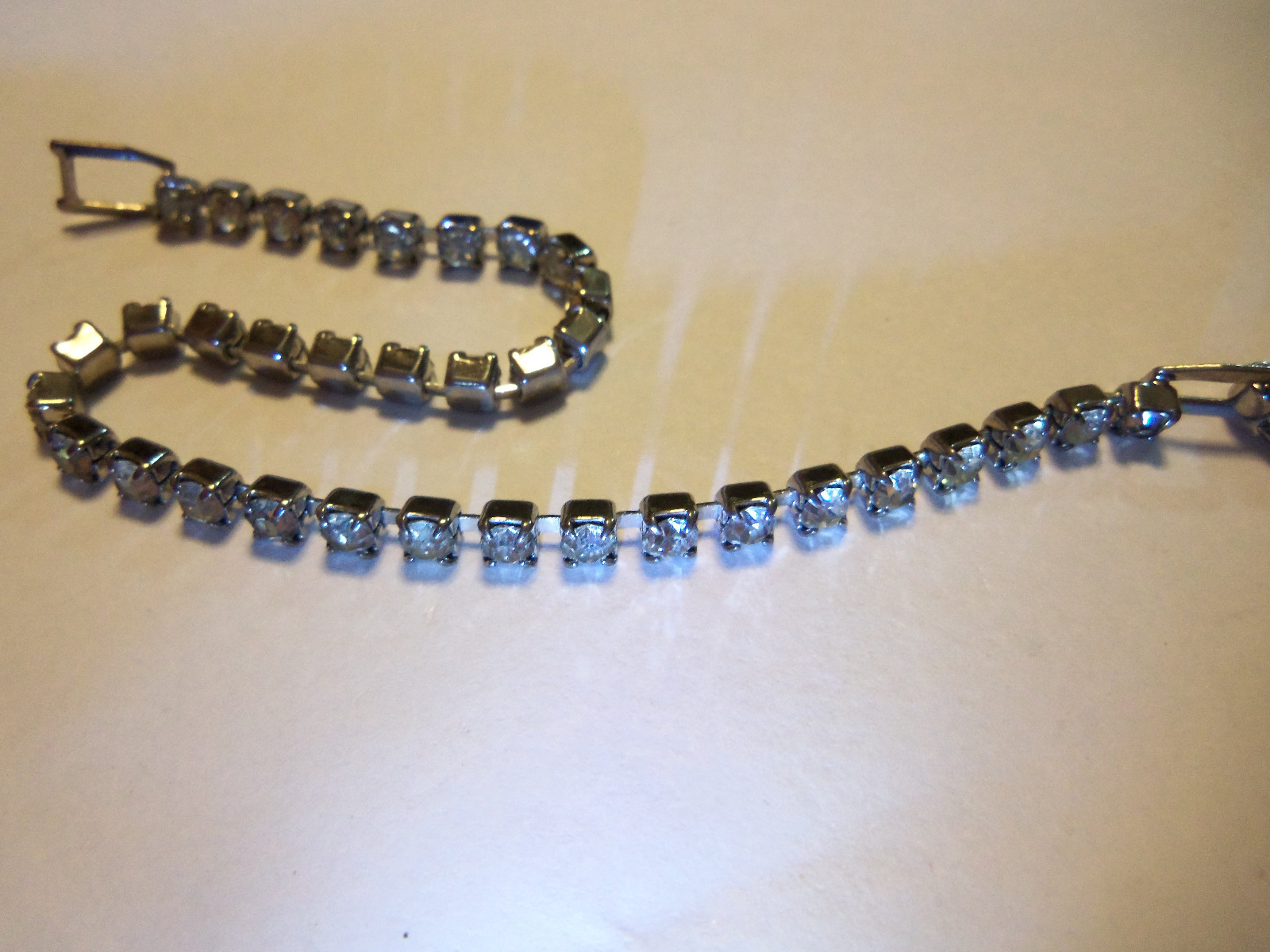 Silver Tone Clear White Gem Tennis Bracelet 6 3/4″ Studded CZ Sparkle
