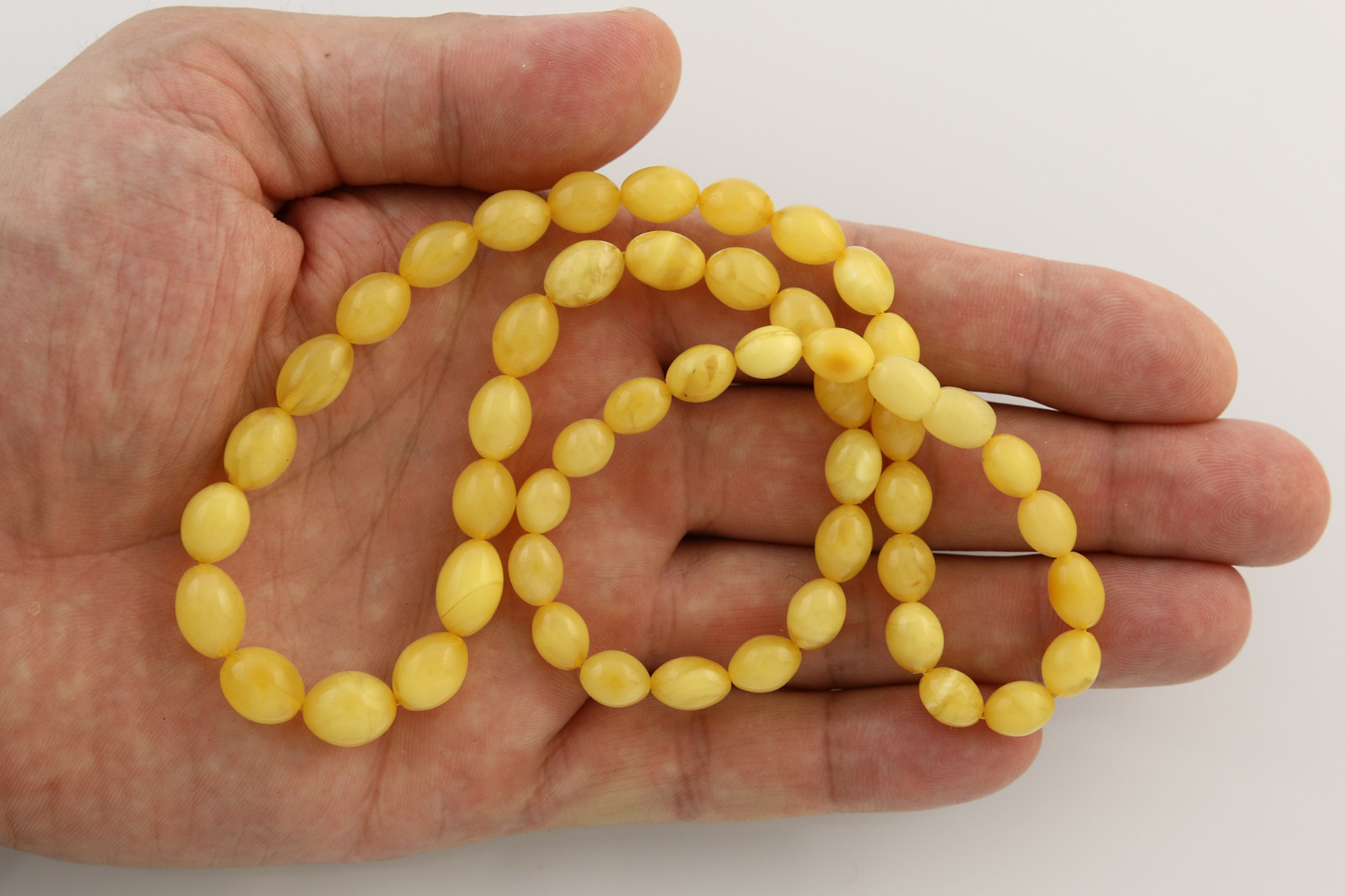 Egg Yolk Perfect Olive Beads 12x9mm Genuine BALTIC AMBER Necklace 15.7g 180814-3