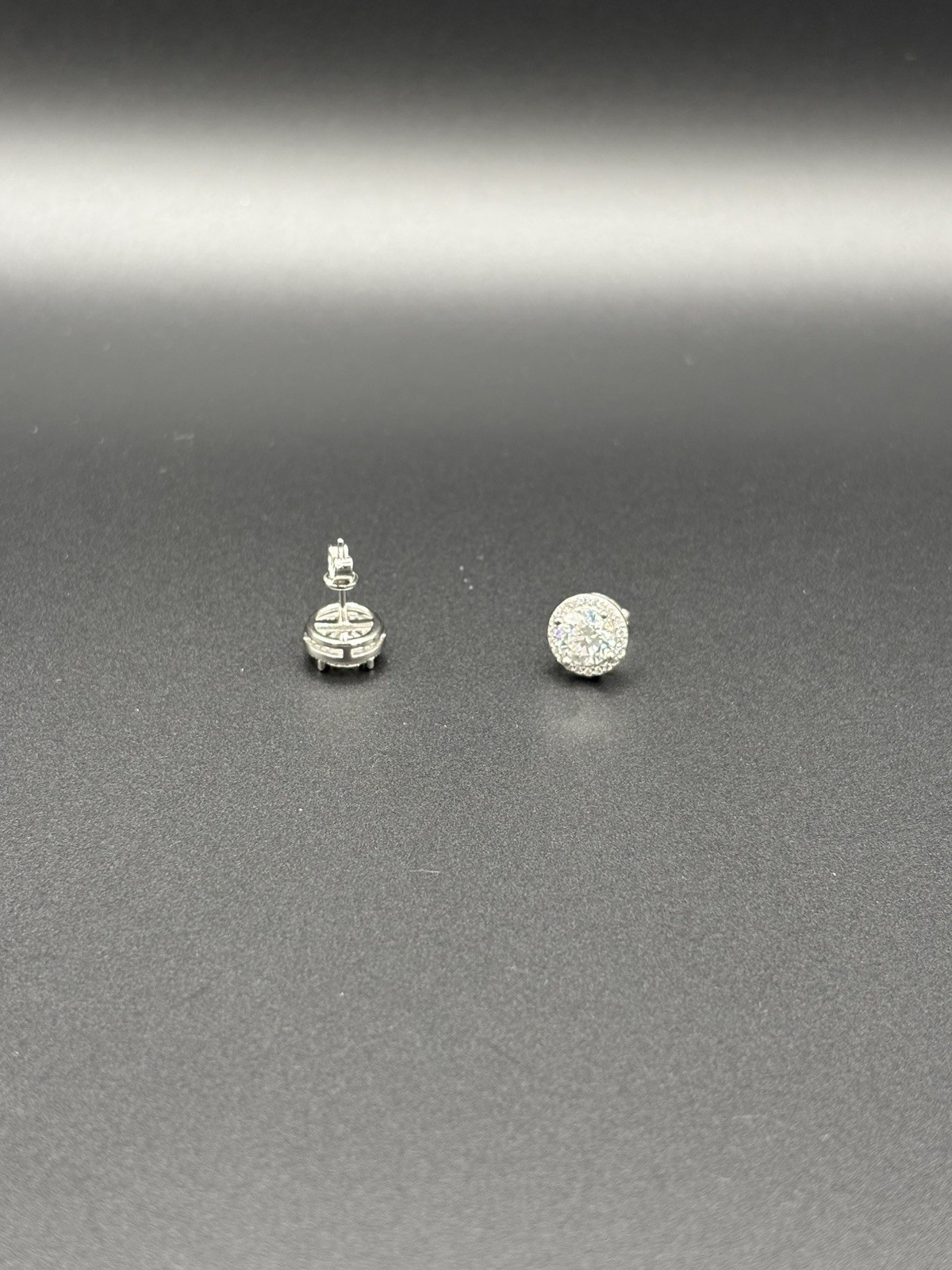 VVS1 MoissaniteRound Halo Cubic Stud Earrings Silver Tone White Butterfly Back
