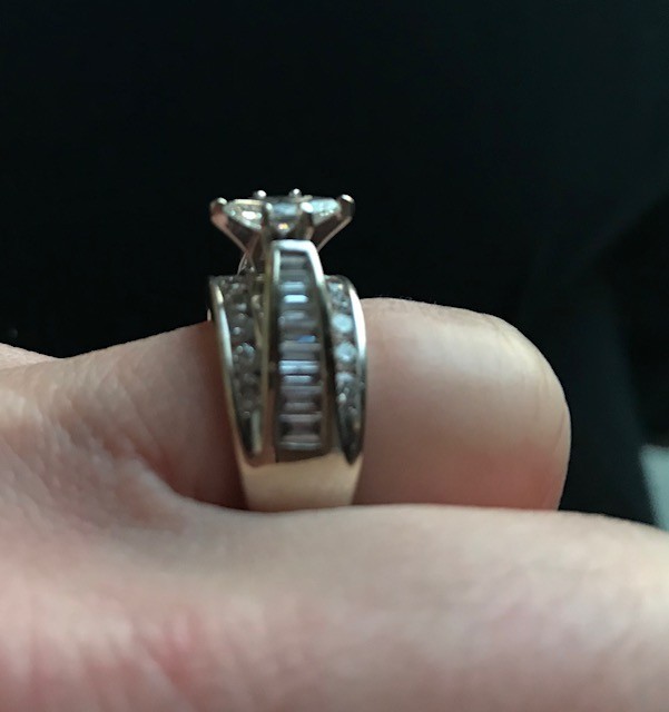 2 CT/W white gold with large Marquette center wedding ring for women size 7.5