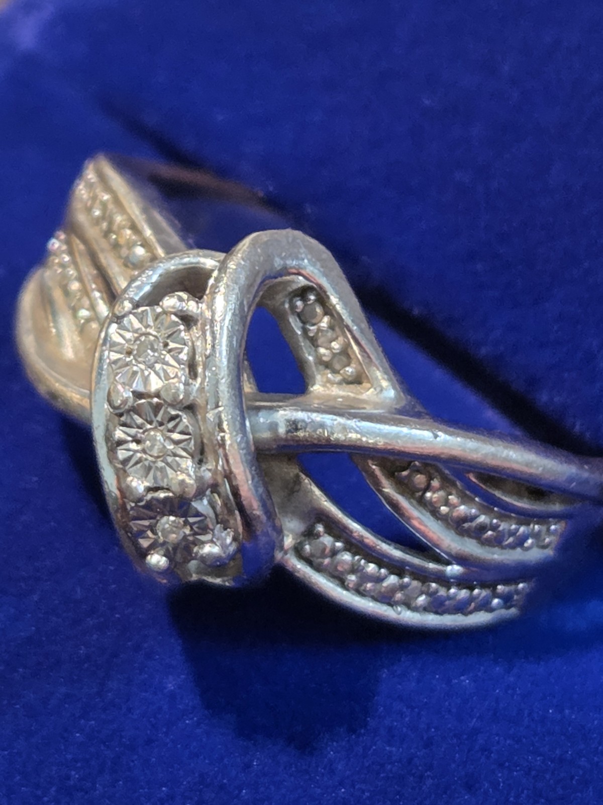 Gemstone Chip Accent Ring Swirl Style Sterling Silver Ring Size 6 3/4 Inches