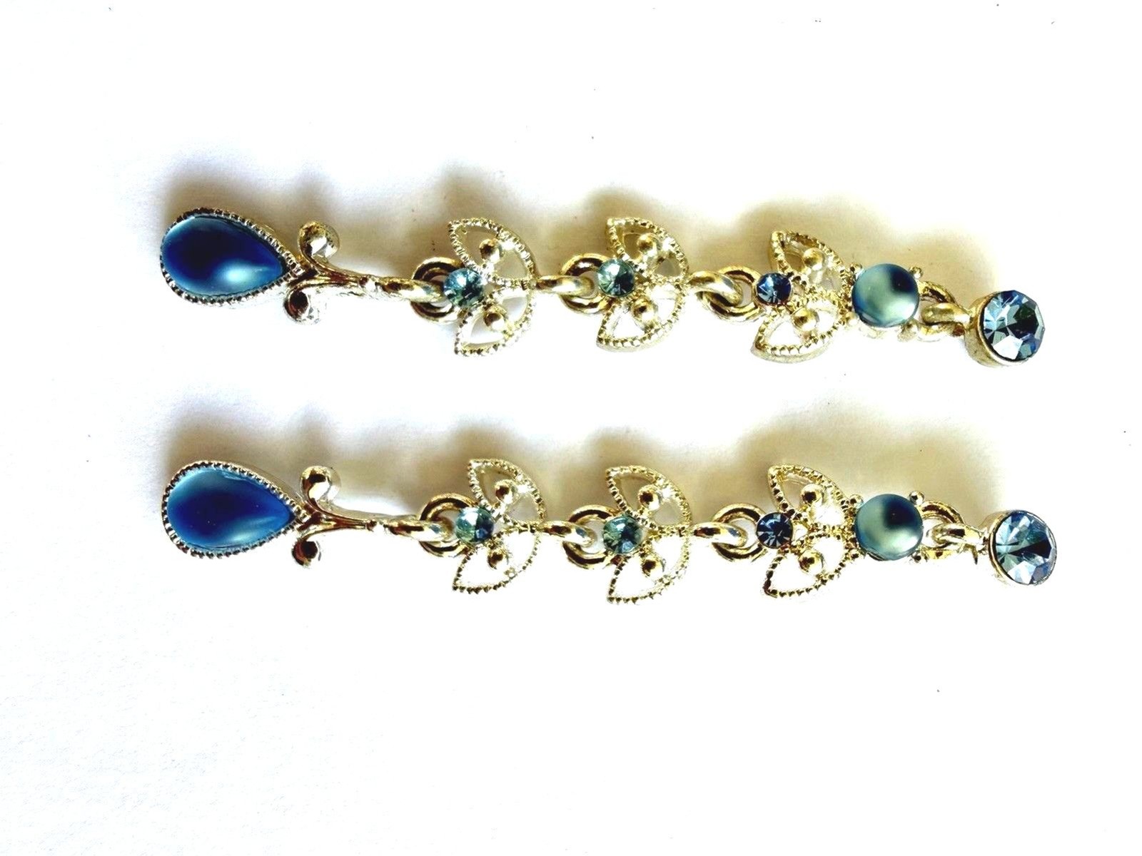 Vintage Blue Crystal Dangle Earrings Silver Tone Filigree Tiered Drop Victorian