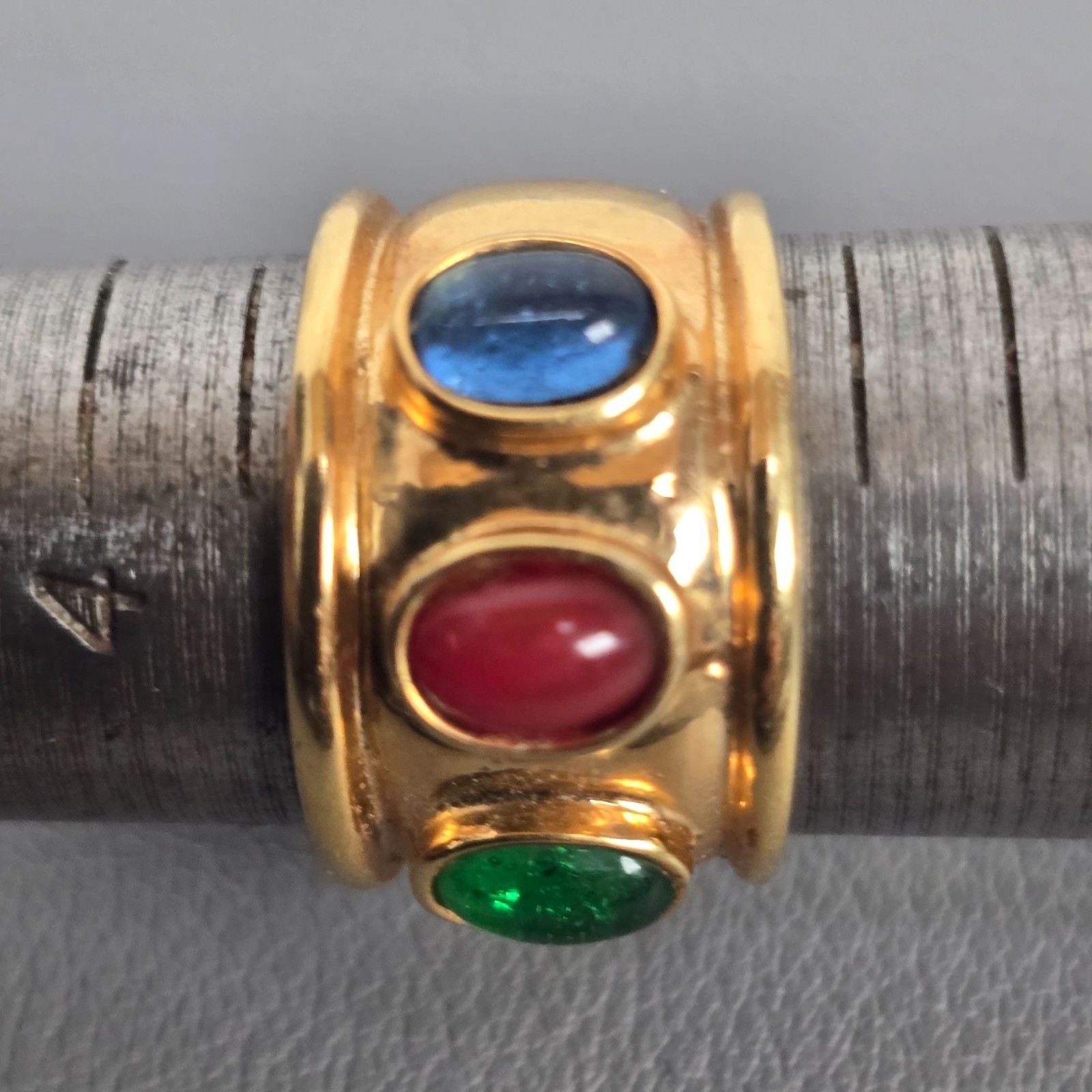 Gold Tone Byzantine Style Ring Red Blue Green Faux Gemstone Costume Jewelry SZ 5