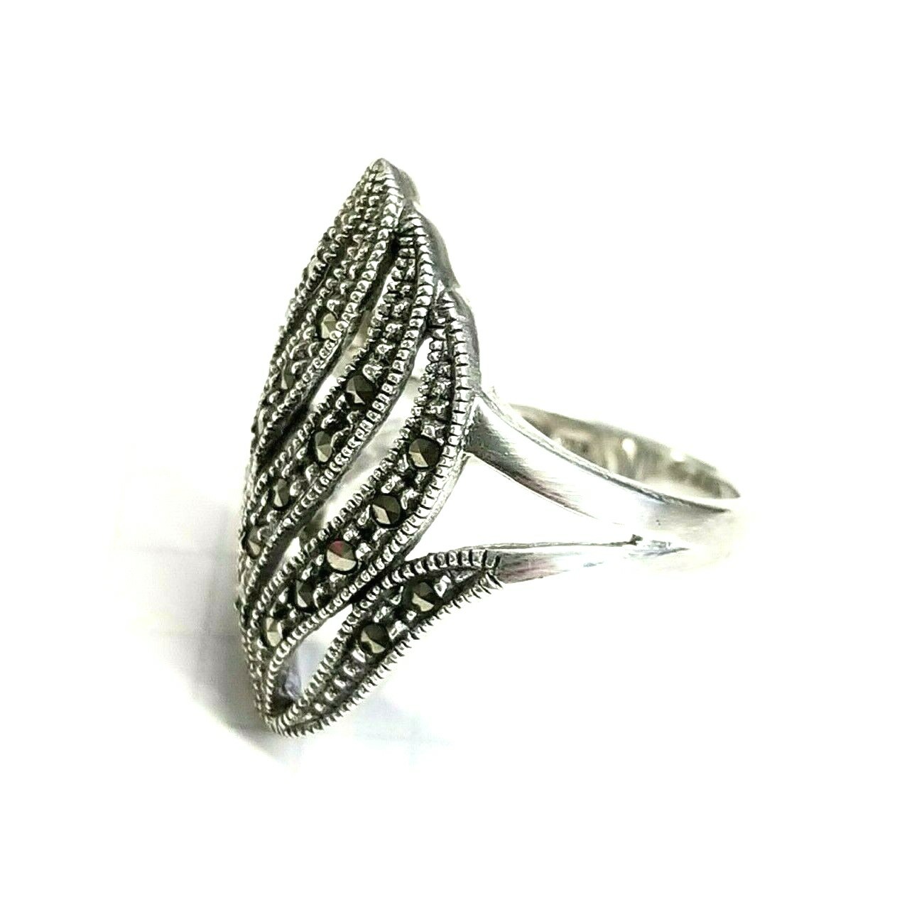 (SIZE 6,7,8,9) ELEGANT MARCASITE WAVES RING .925 STERLING SILVER