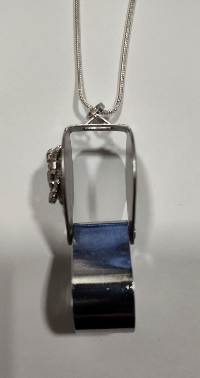 Magnifying Glass Swirly Rhinestone MOP Loupe Pendant Necklace 20x Strong