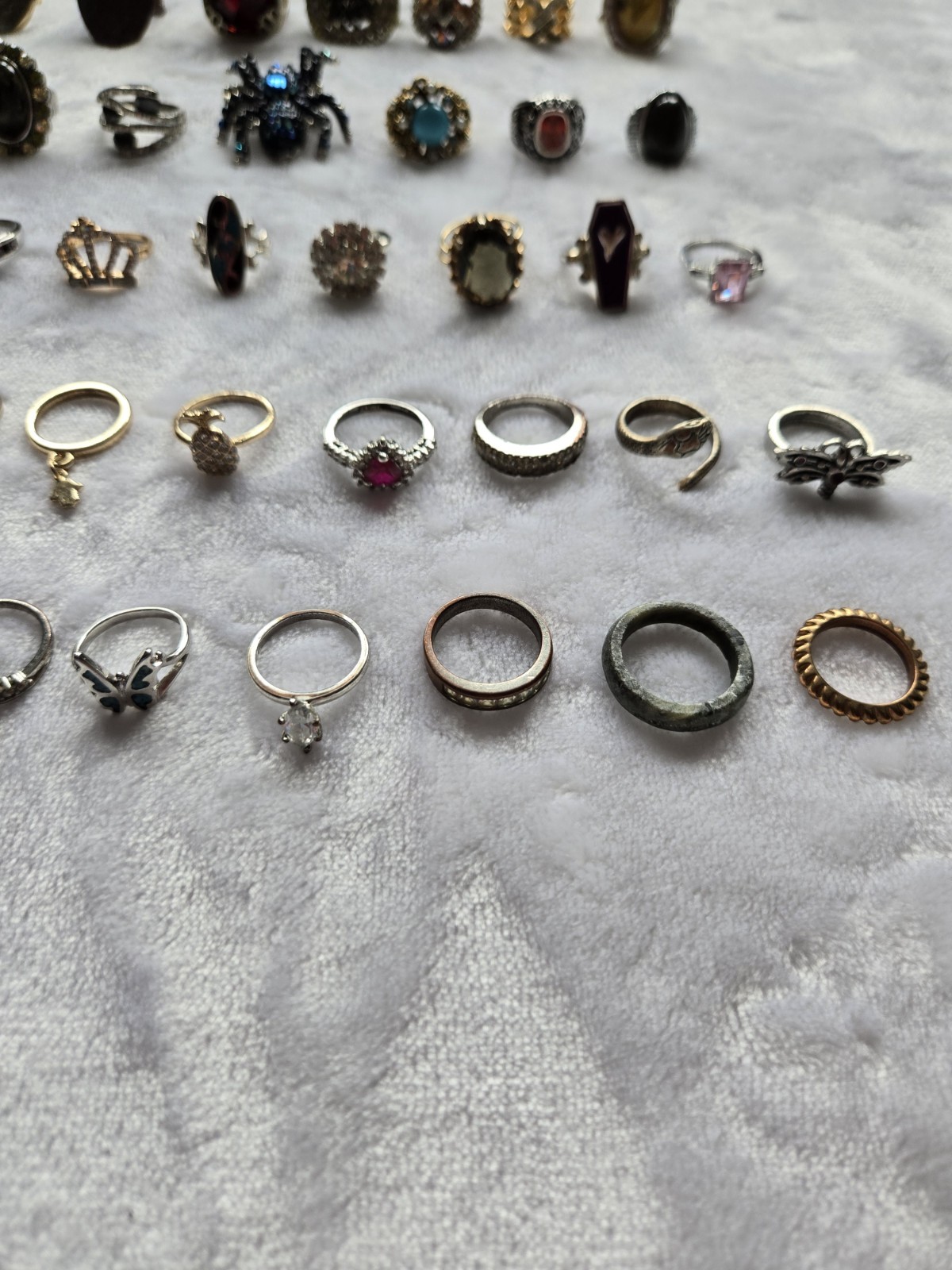 Huge Lot 55 Pc Mixed Rings Vintage to Modern Estate Jewelry Assorted Styles #02