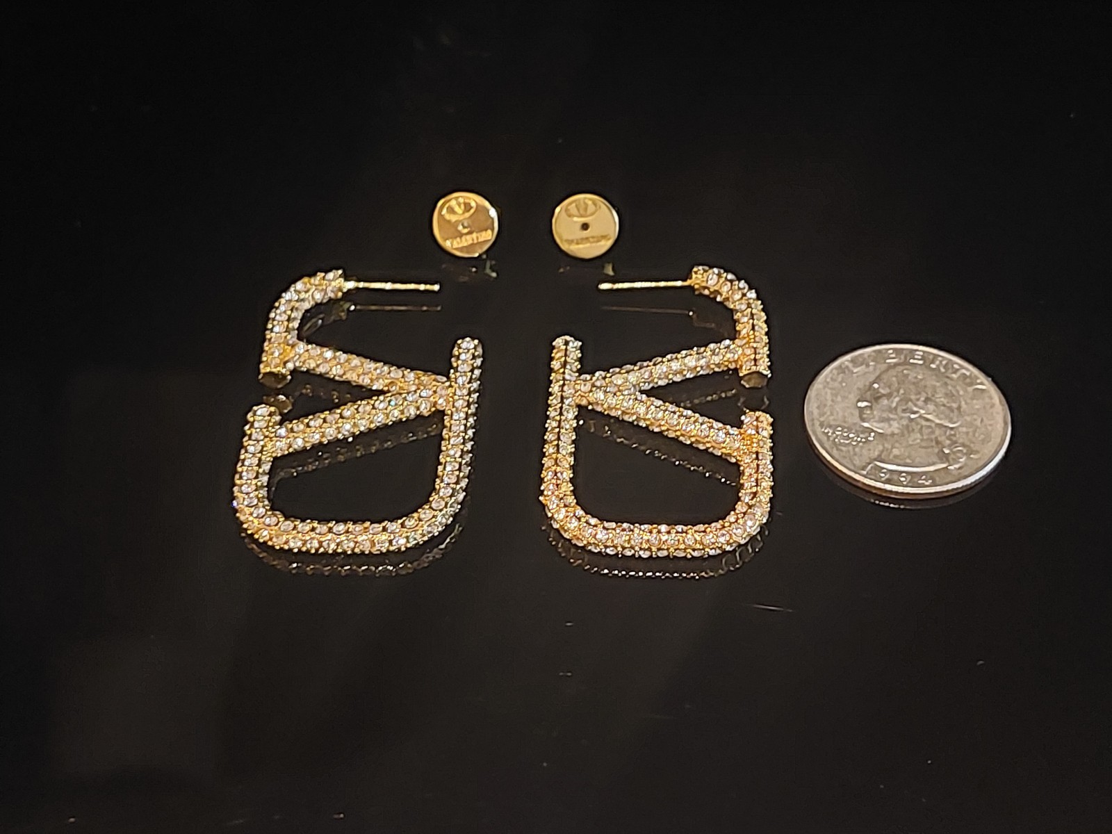 VALENTINO CRYSTAL V EARRINGS – Box & Dust Pouch Included