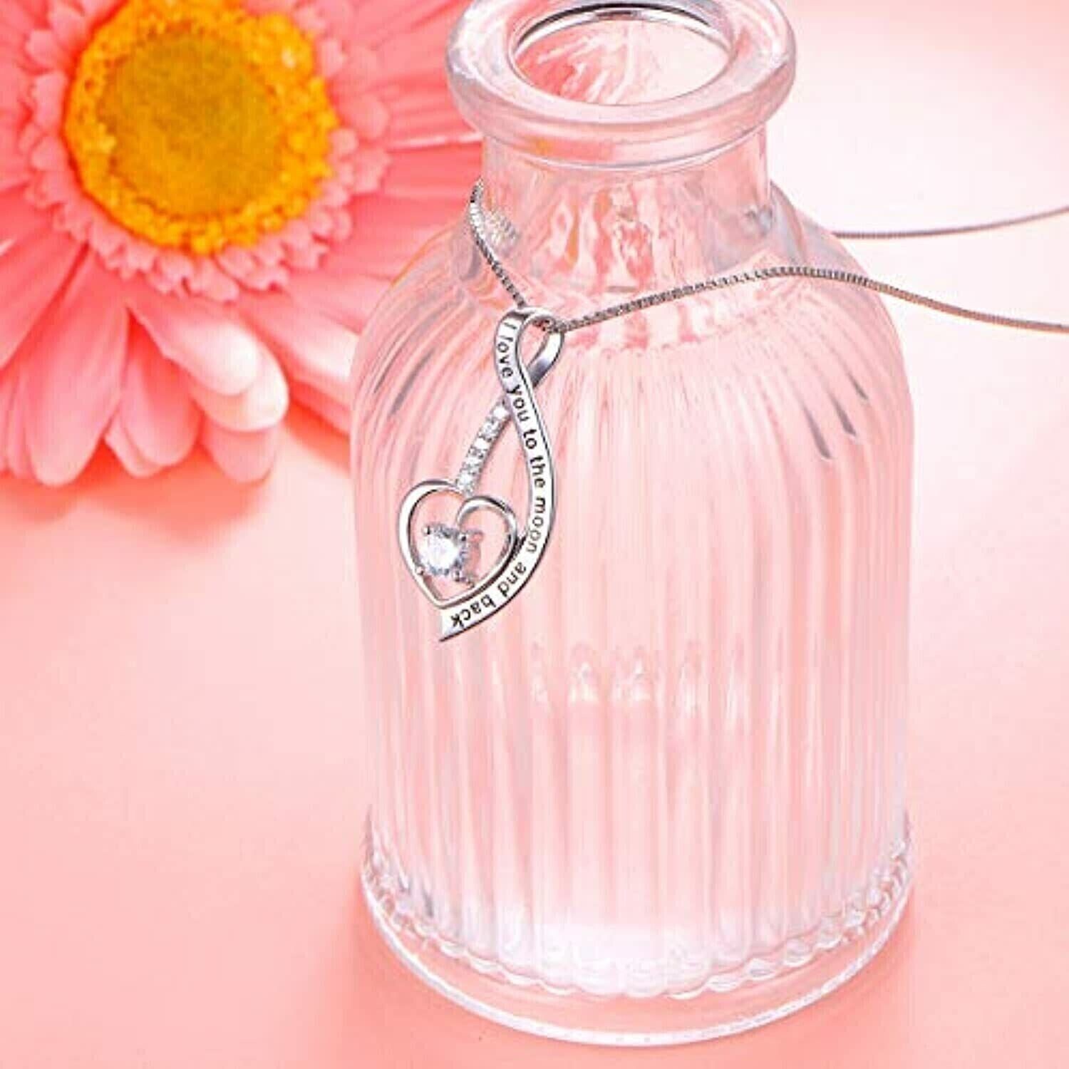 Women’s Stunning Heart Pendant Round Cut Simulated Diamond 14k White Gold Plated