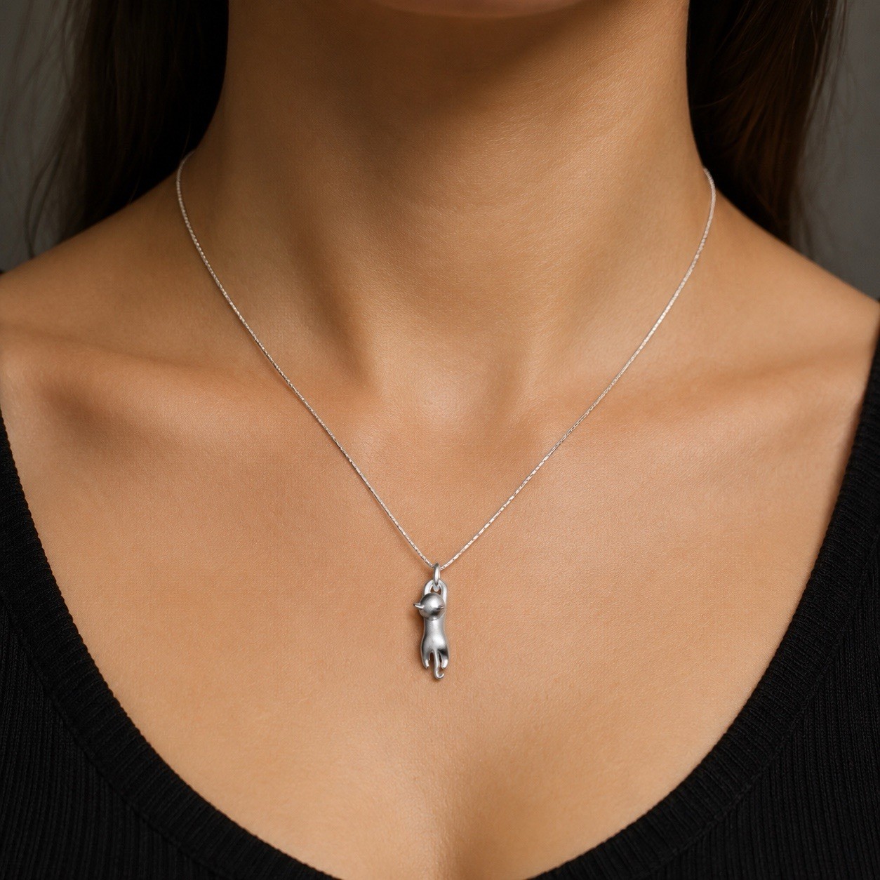 Silver Tone Stretching Cat Pendant Necklace 18” Kitty Charm Chain Pet Lover Gift