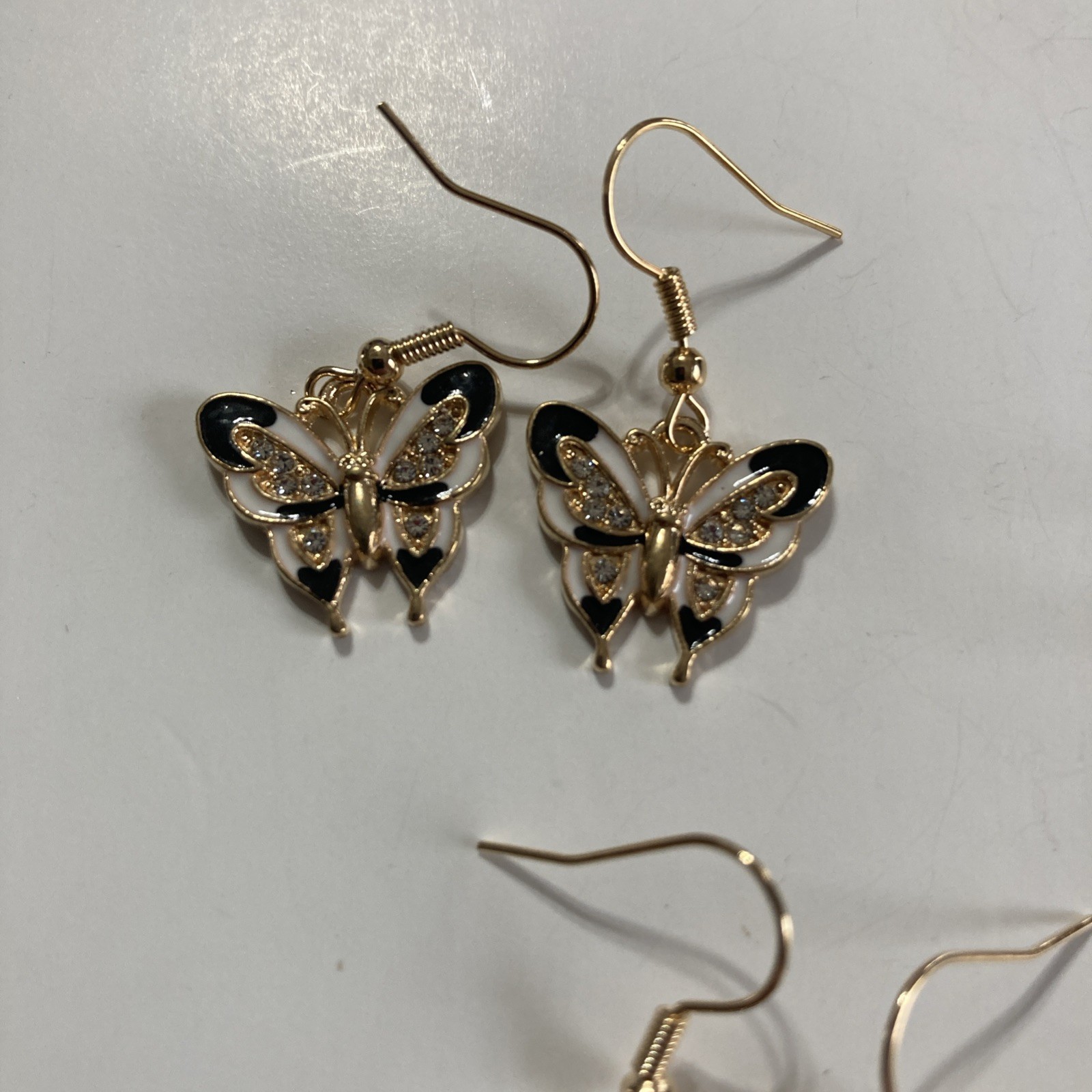 NWT Buyer’s Choice Butterfly Rhinestone Earrings GoldTone Pierced Jewelry Dangle