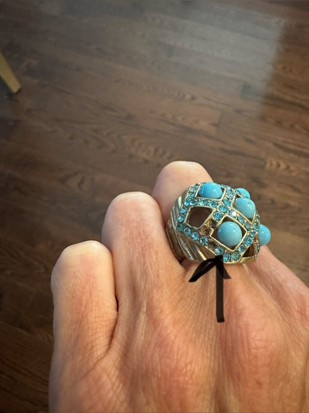 Stretch Statement Ring Blue Cabochon & Rhinestone Gold Tone Adjustable Size 7.5–