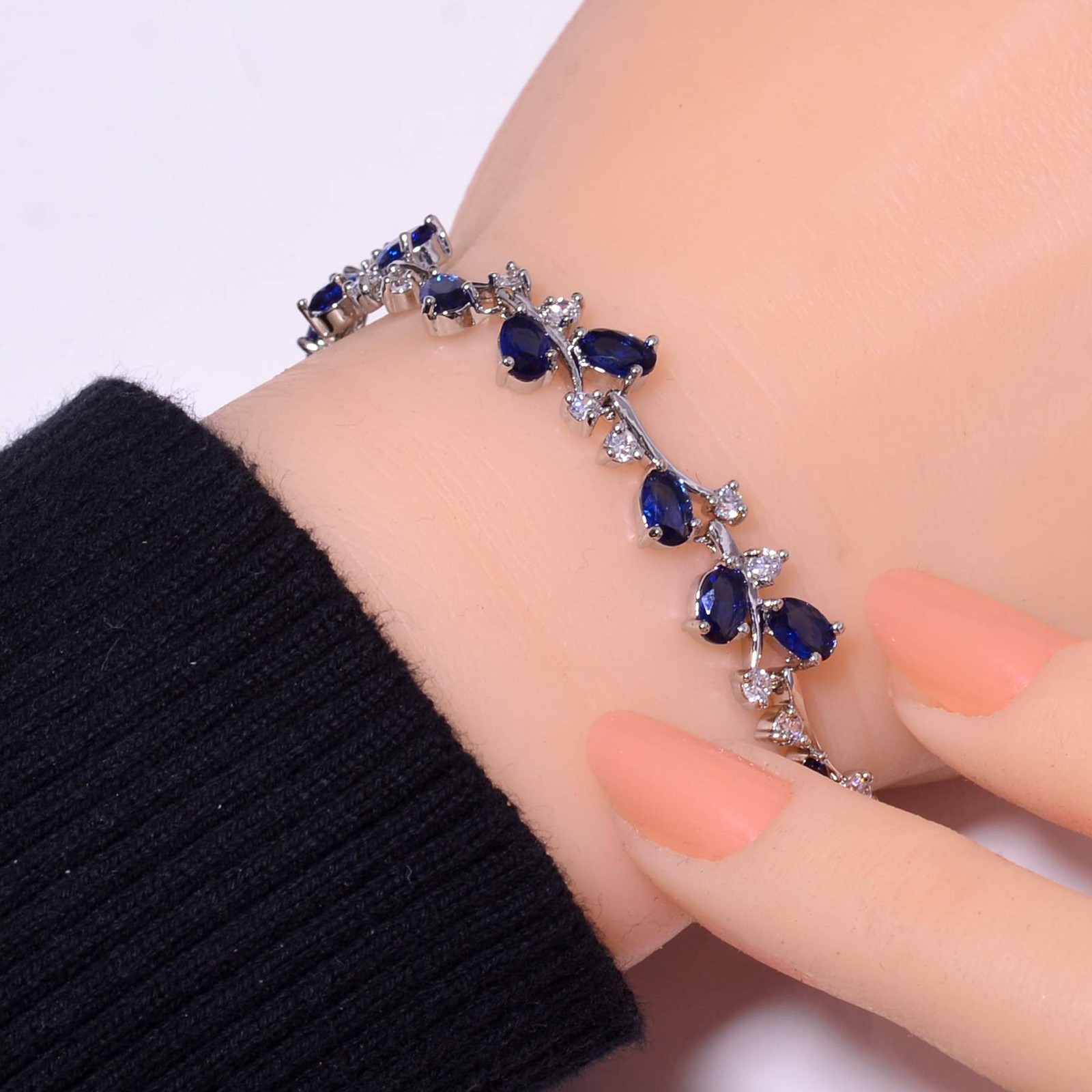 Blue Sapphire & CZ – Simulated 925 Sterling Silver Tennis Bracelet 7.99″ B70039
