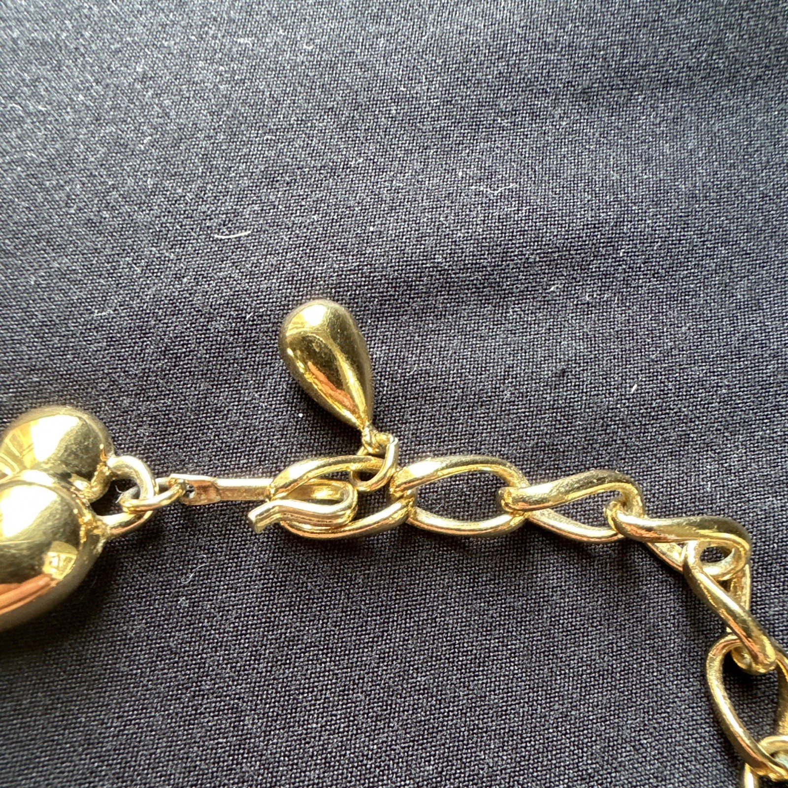 Vintage Trifari Signed Gold Tone Adjustable Lobster Clasp Necklace