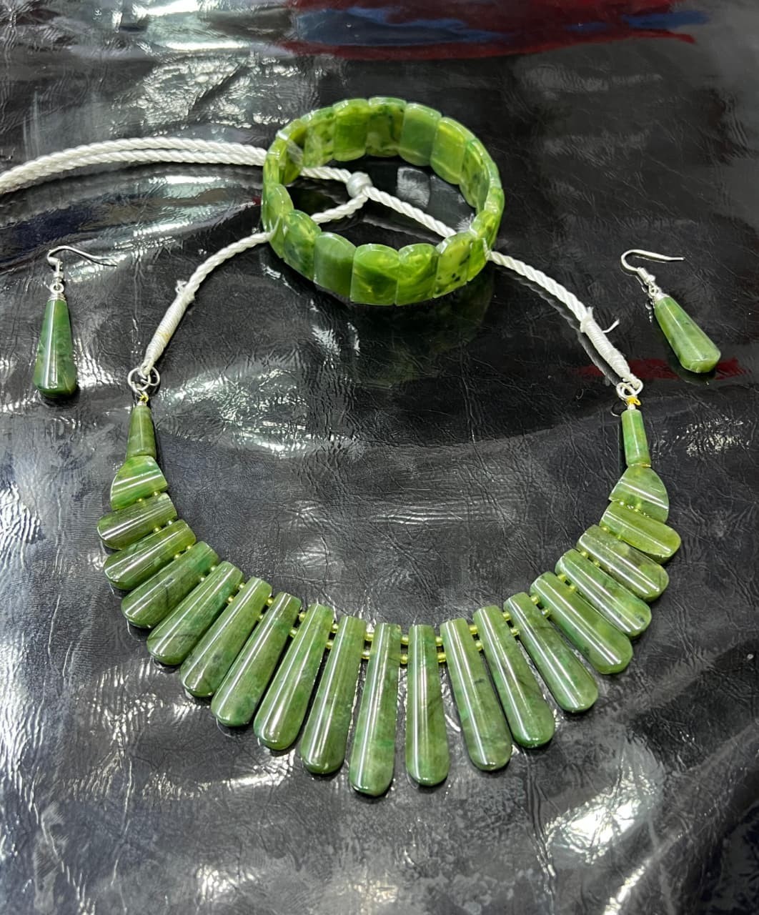 High Quality Grossular Gemstone Nackless , Earrings ,Bracelet Set