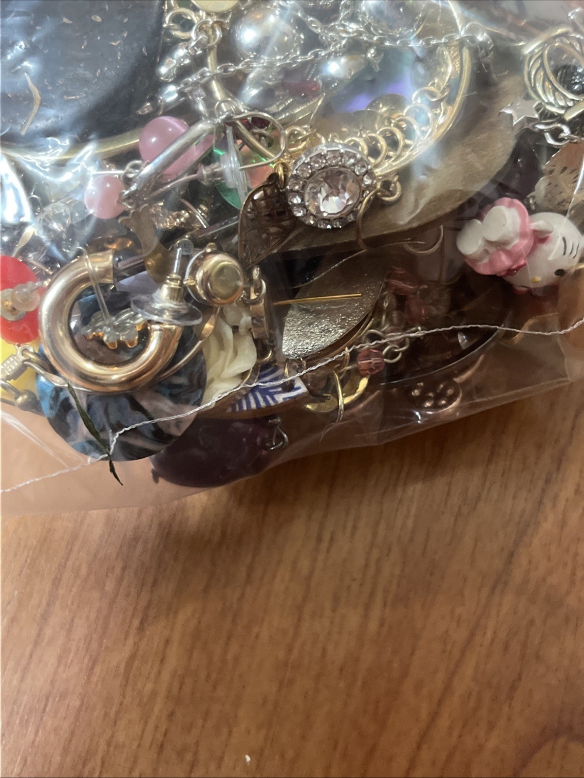 Womens Mismatch Earrings 1 Lb Mixed Materials DIY Craft Crafters Lot Vtg To Now