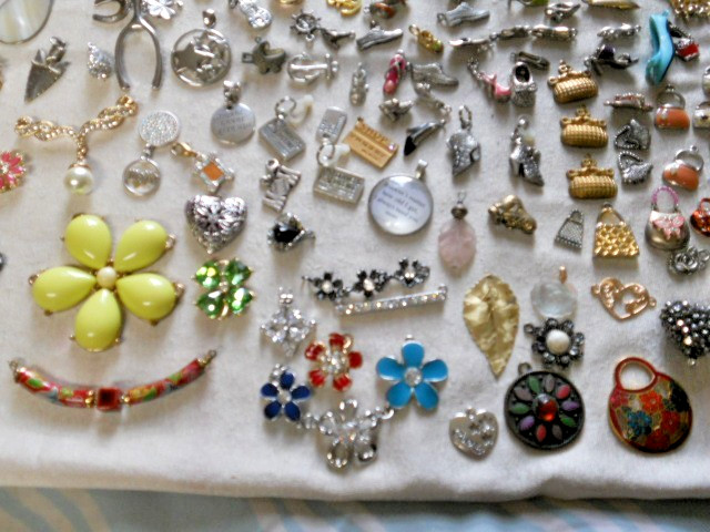 OVER 350 pcs Pendants / charms jewelry making lot see all pcs sets themes shine