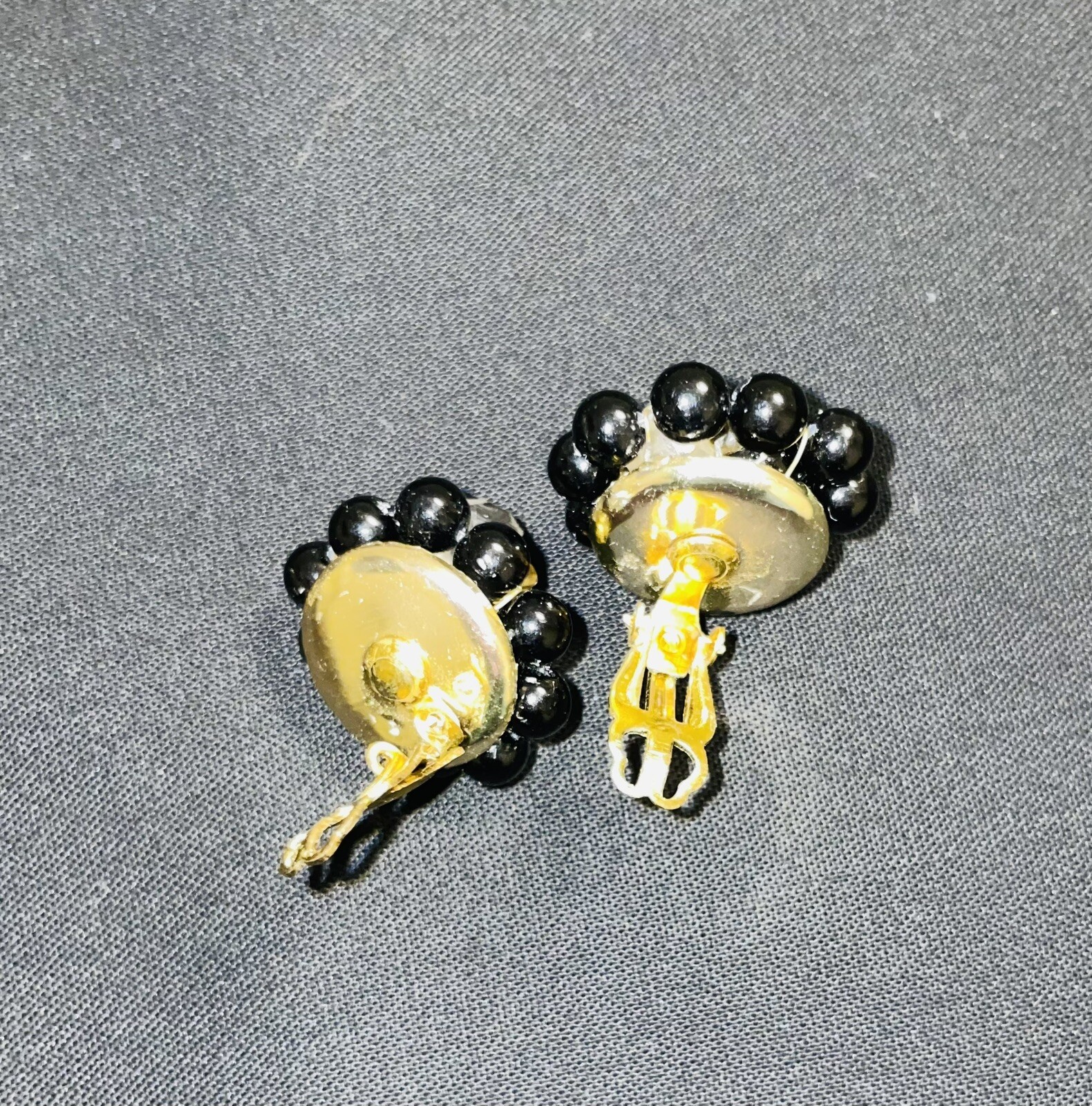 Black Cluster Clip On Earrings Faceted Beads W/one Clear, Gold Tone .5″ Vtg.