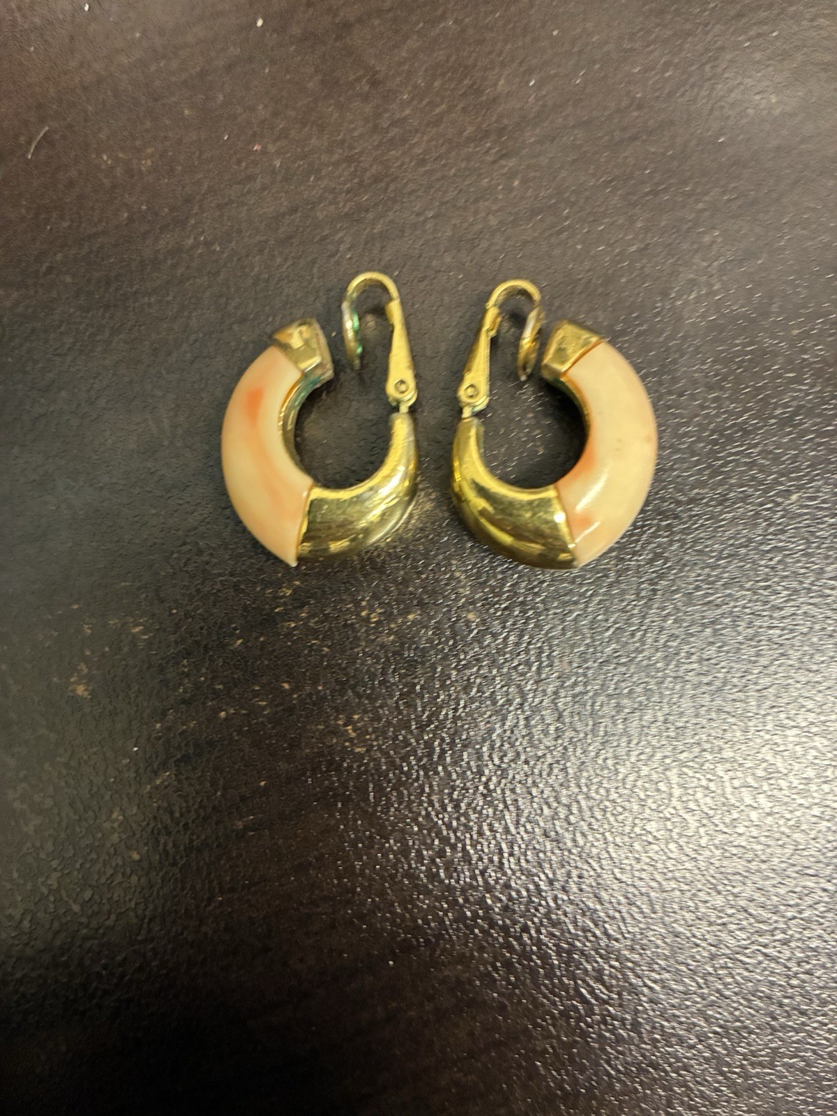 Trifari Signed Gold Tone Pink Resin Round Hoop Clip-On Earrings