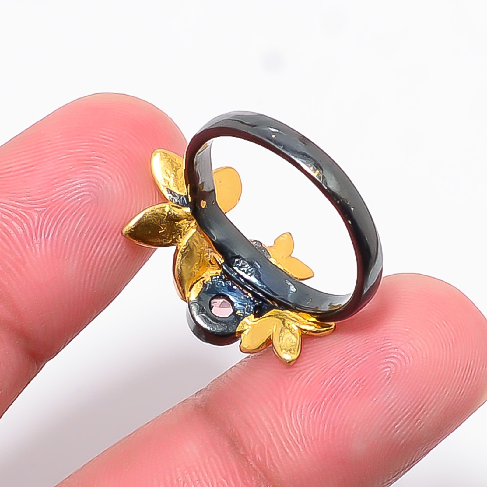 Pink Amethyst Black And Gold Plated 925 Sterling Silver Ring S.7 R87437