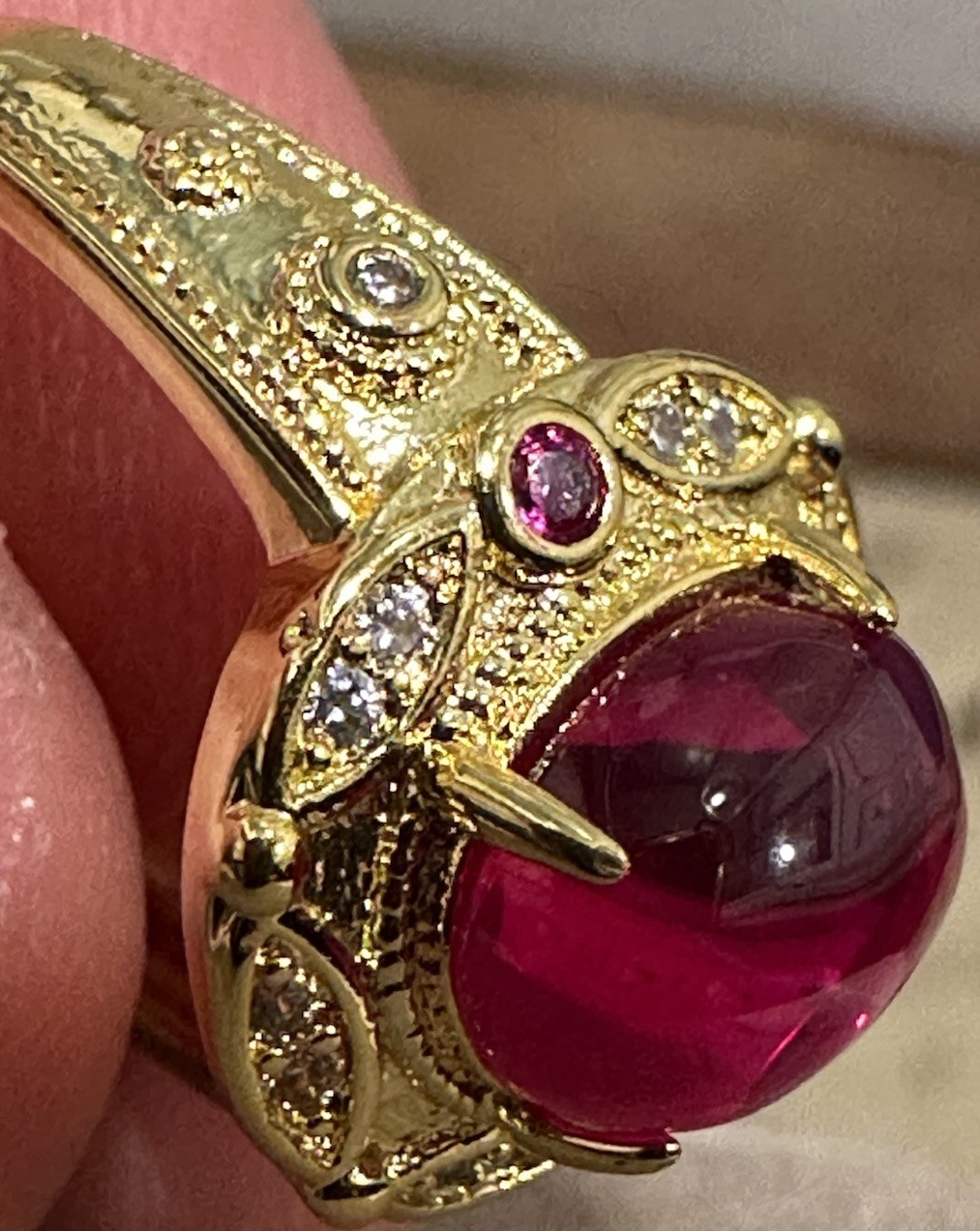 Yellow Gold Cocktail Ring Star Ruby Red Cabochon Prong Set, Size 8.5 Adjustable