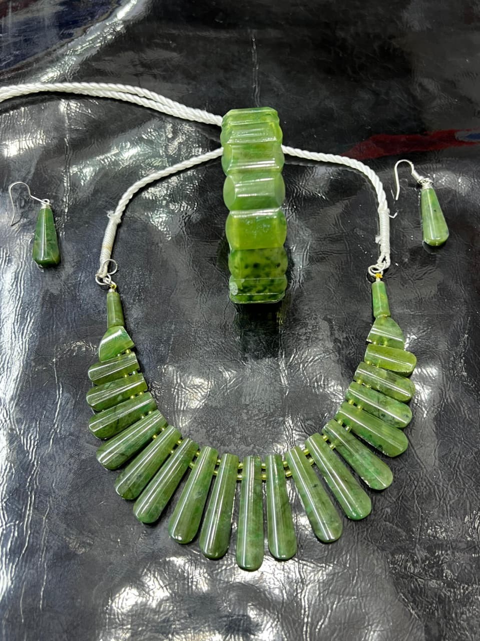 High Quality Grossular Gemstone Nackless , Earrings ,Bracelet Set