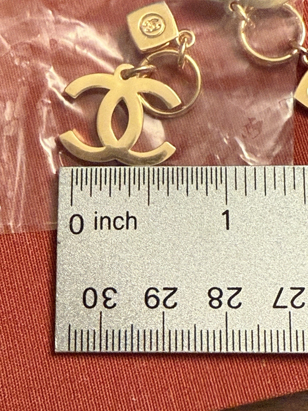 Full Set of 6 CHANEL Beauty VIP Gift Holiday Gold Charm Pendant Genuine Rare