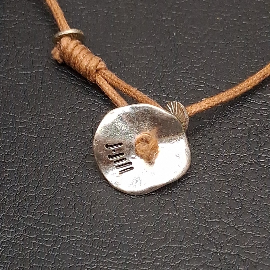 J. Jill Lariat Brown Cord Necklace Whit Beige Natural Stone. 17.630