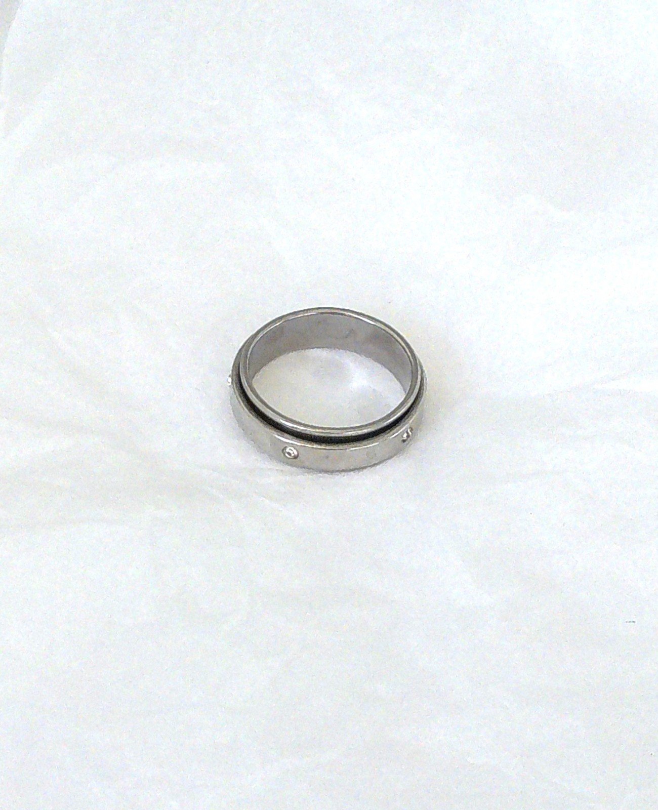 New Stainless Steel Crystal Accents Spinner Ring Size 8.25 for All Occasions