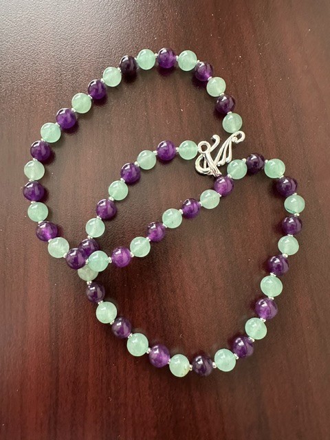 Natural Green Aventurine Purple Amethyst 8 mm Gemstone Beads 20″ Necklace.