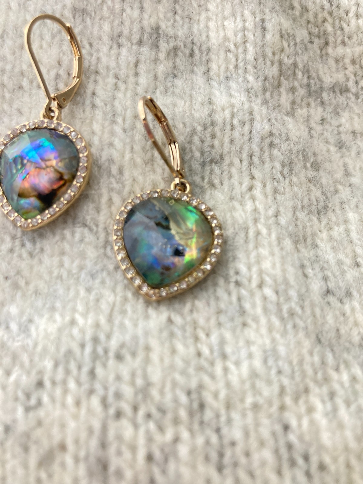 Faux Opal Pear Drop Dangle Earrings Gold Tone Iridescent Rhinestone Romantic