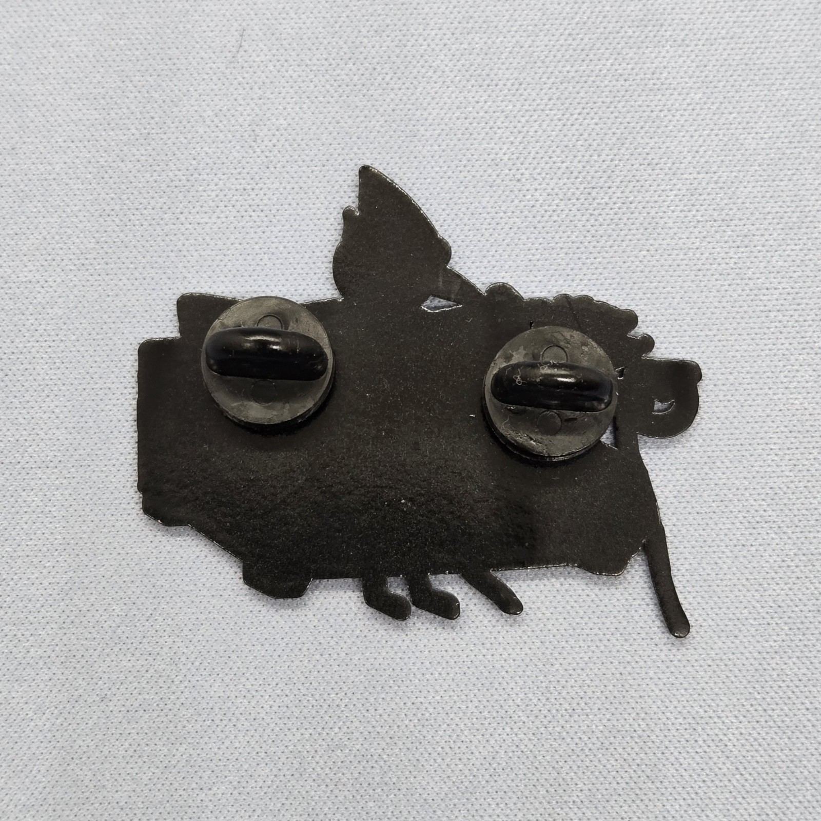 Mordecai Rigby on Couch Enamel Pin Regular Show Cartoon Badge NEW