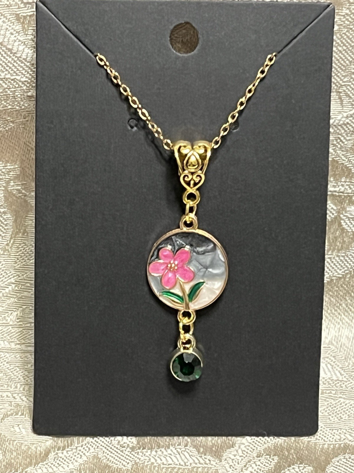 Retro Floral Gem Enamel Pendant Gold 18” Necklace Bohemian Floral Novelty