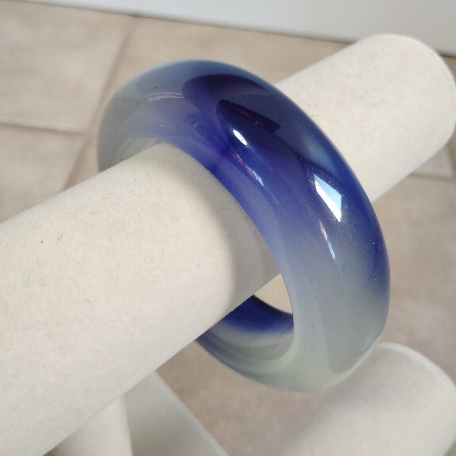 New Chunky Blue Resin Plastic Bangle Bracelet Heavy Sz 8 Drip