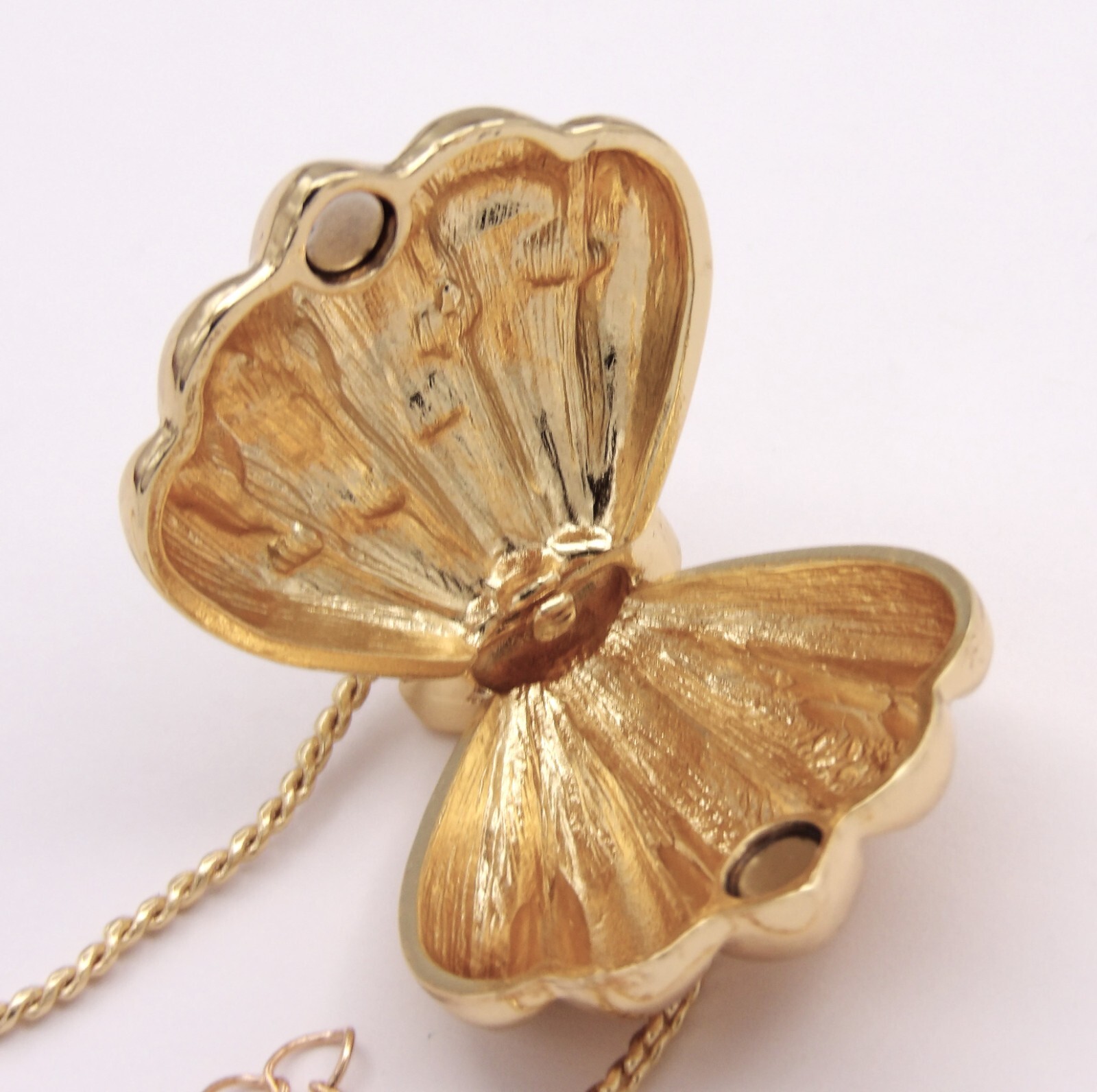 Mermaid Melody Locket Seashell Necklace Inspired from the Little Mermaid Ariel