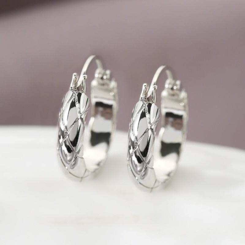 Women’s Smooth Rhombus Grid Ear BuckleFashionable Earrings Copper Jewelry Gift