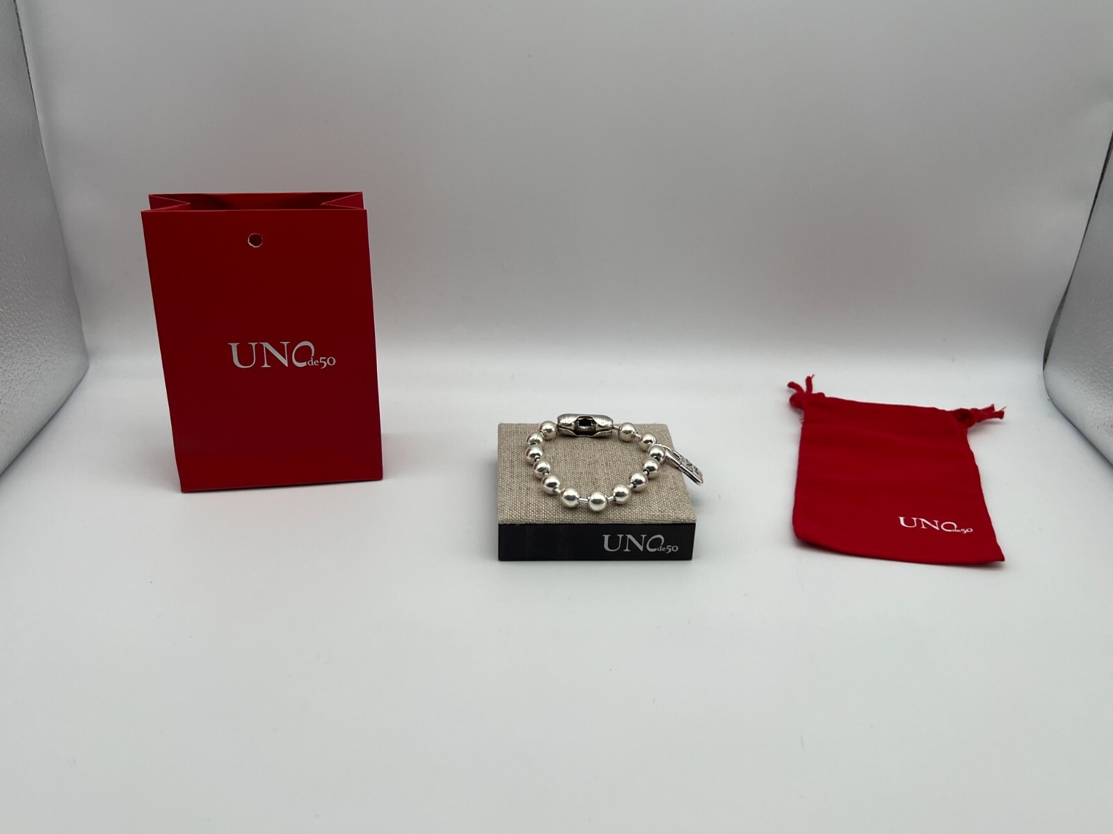NEW Uno de 50 SNOWFLAKE Bracelet Sterling Silver Plated Beads Size Large