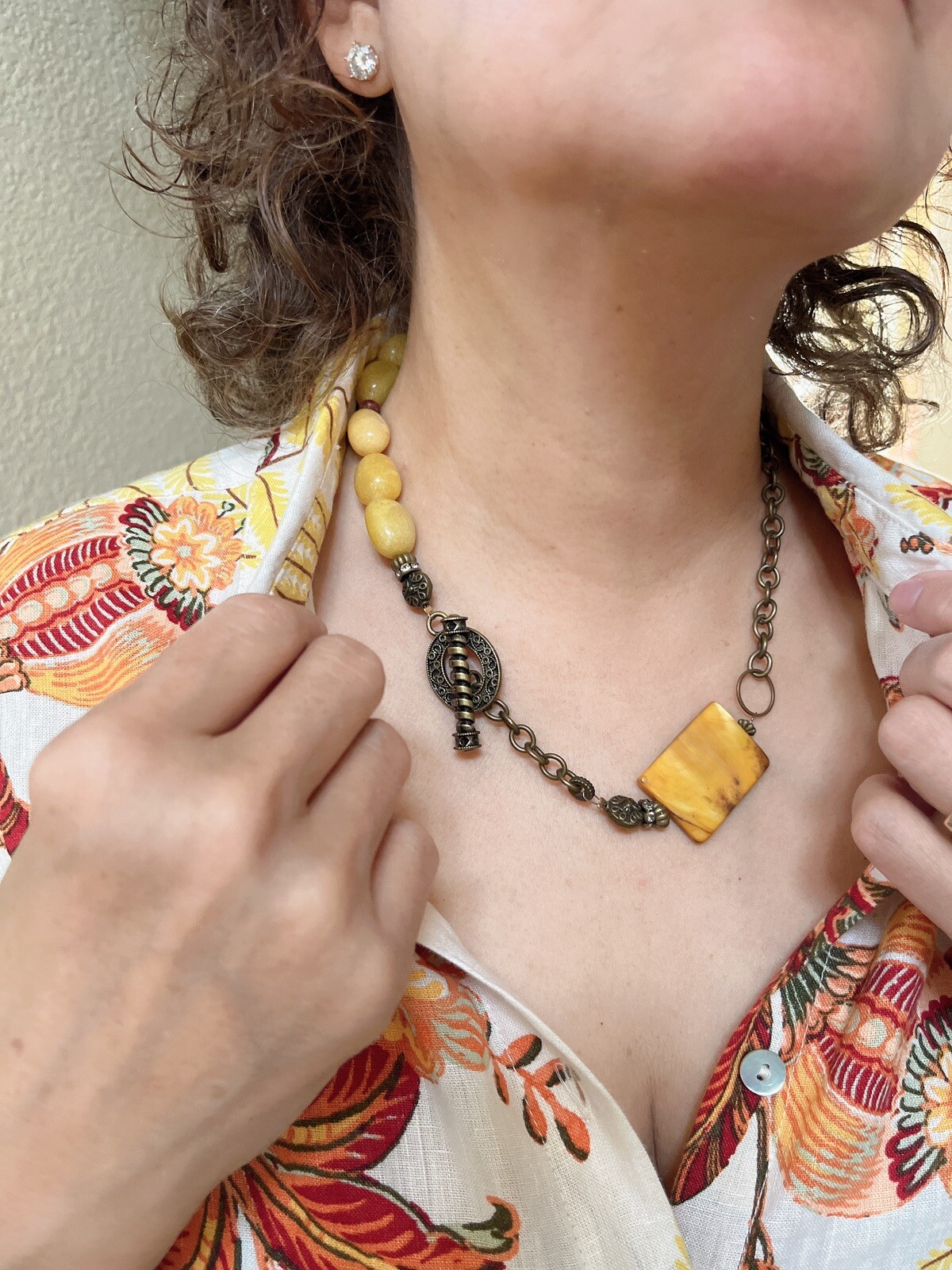 Handcrafted Gold Hued Agate On Bronze Hued Clasp Multi Faceted Multi Look