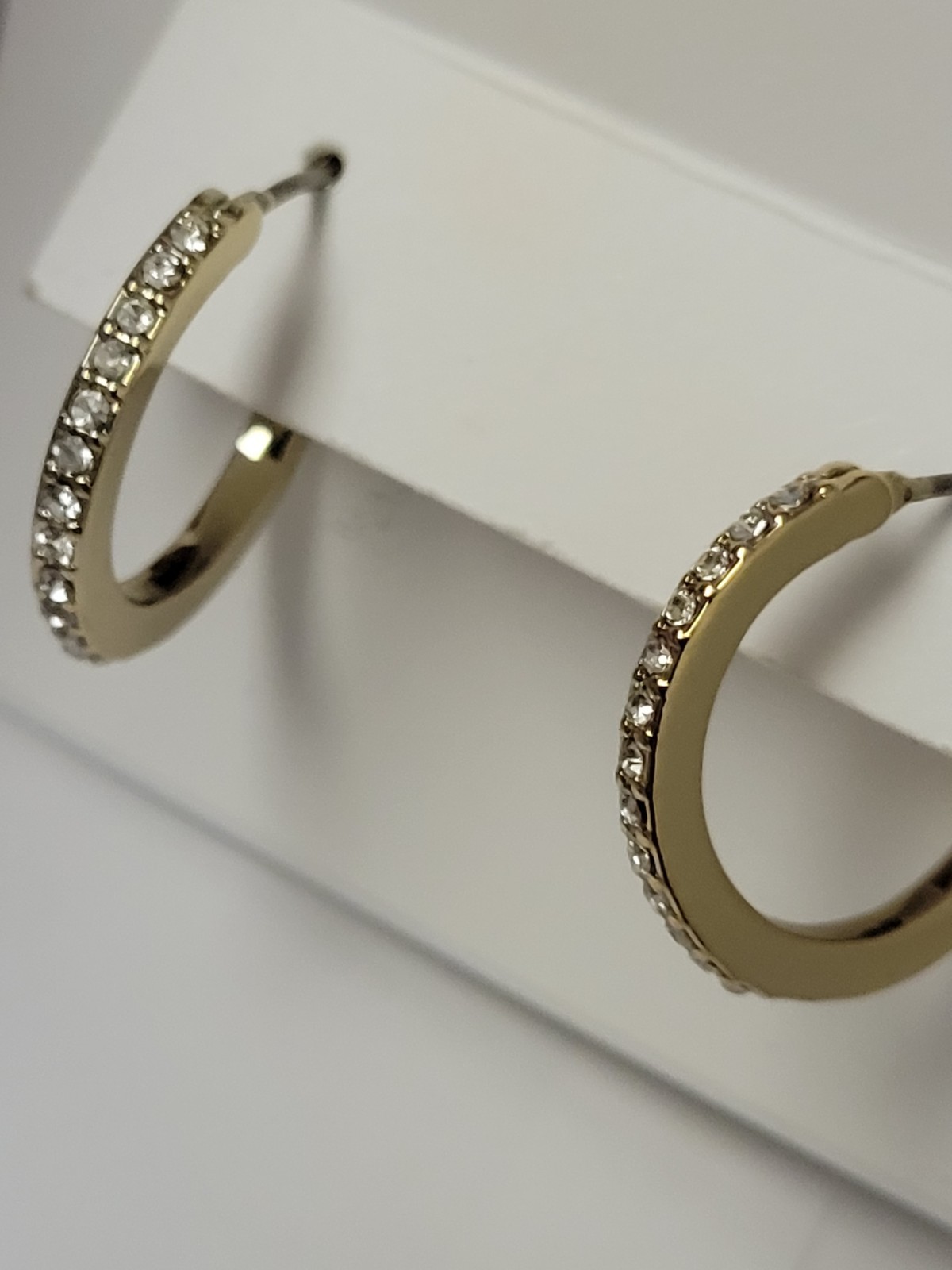 Karl Lagerfeld Paris Extra-Small Pavé Hoop Earrings, 0.35″ (2022) Brand New USA